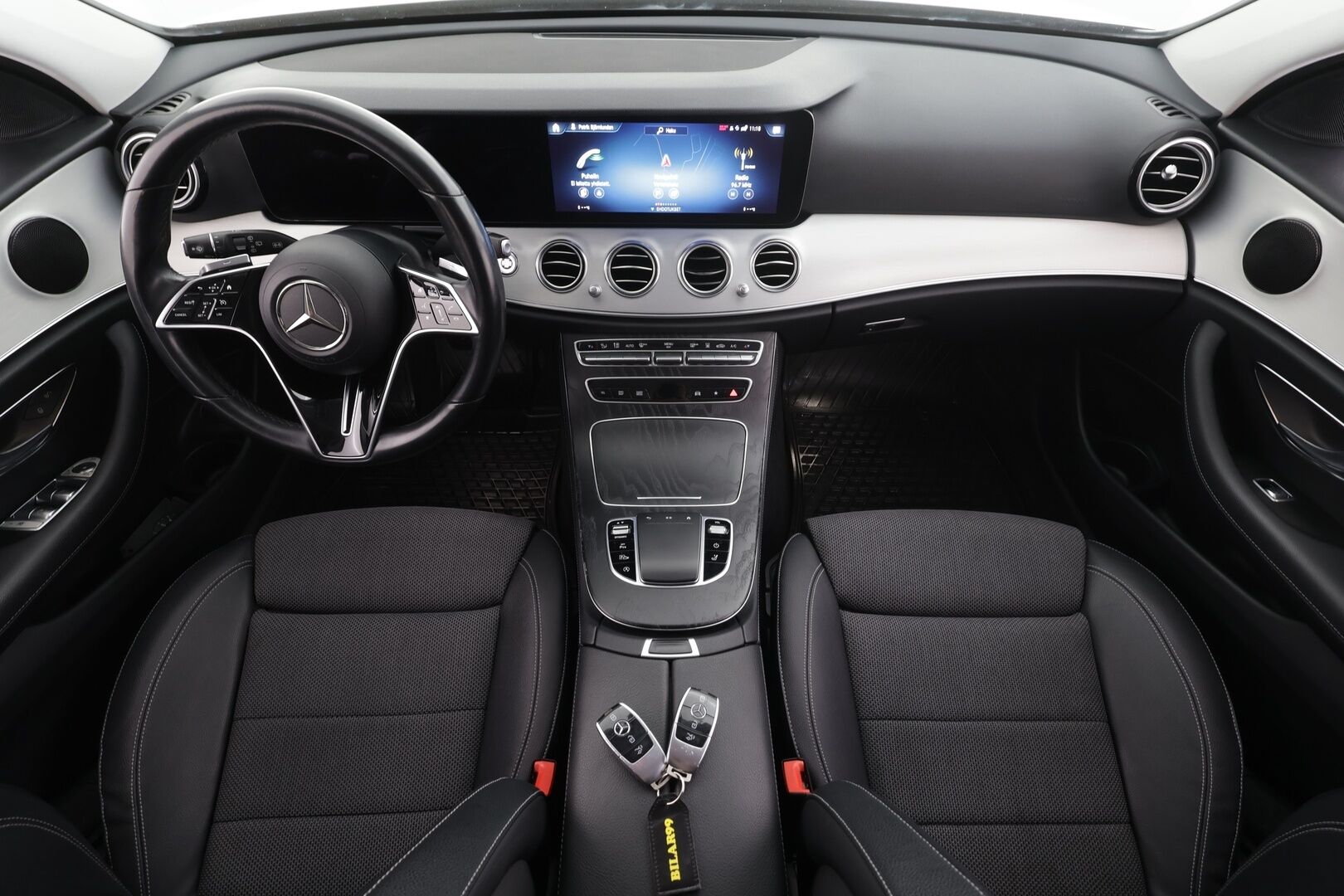 Mercedes-Benz E 2021 200 d T A Business * Webasto / Koukku / LED / P.Kamera / Navi / Sportpenkit * - Facelift