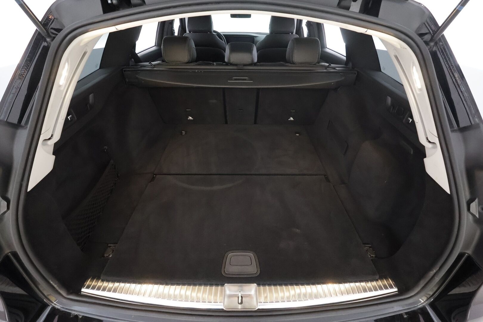 Mercedes-Benz E 2021 200 d T A Business * Webasto / Koukku / LED / P.Kamera / Navi / Sportpenkit * - Facelift