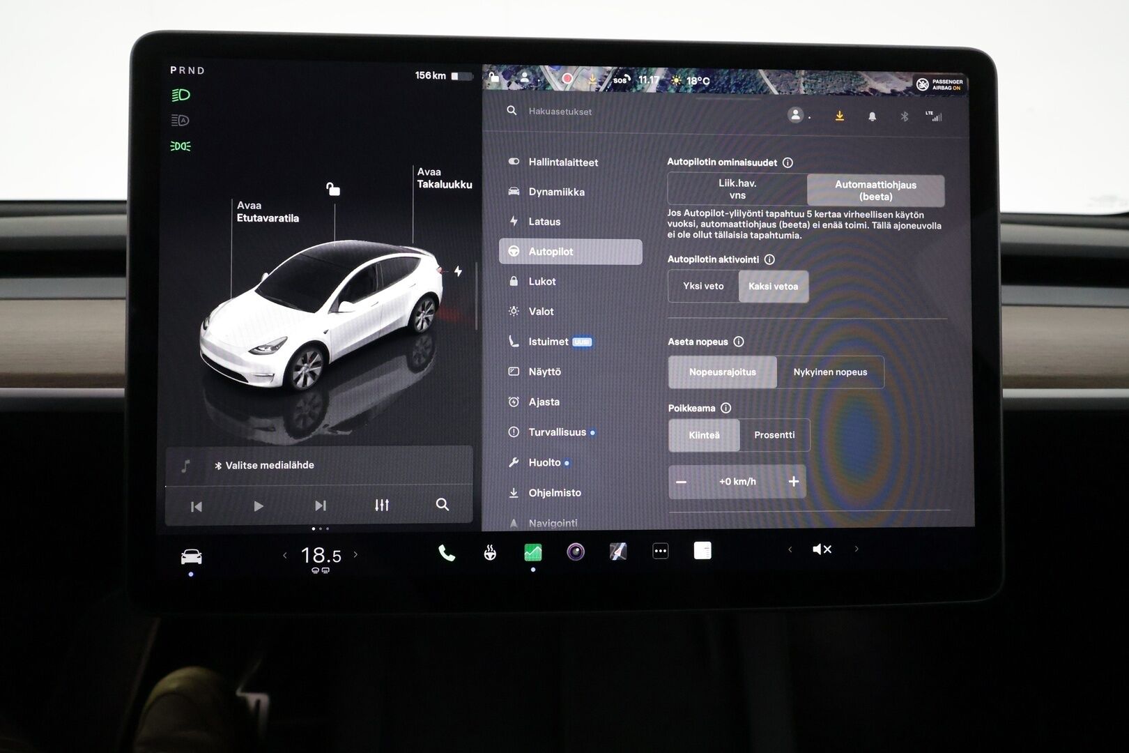 Tesla Model Y 2024 Performance - 3,99 % KORKOTARJOUS TÄHÄN AUTOON - 1OM Suomiauto / Matrix LED / Lämpöpumppu / Premium Audio / Lasikatto / Ratinlämmitys / Akku kuntotarkastettu!