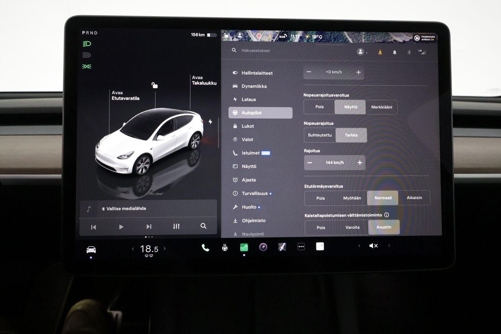 Tesla Model Y 2024 Performance - 3,99 % KORKOTARJOUS TÄHÄN AUTOON - 1OM Suomiauto / Matrix LED / Lämpöpumppu / Premium Audio / Lasikatto / Ratinlämmitys / Akku kuntotarkastettu!