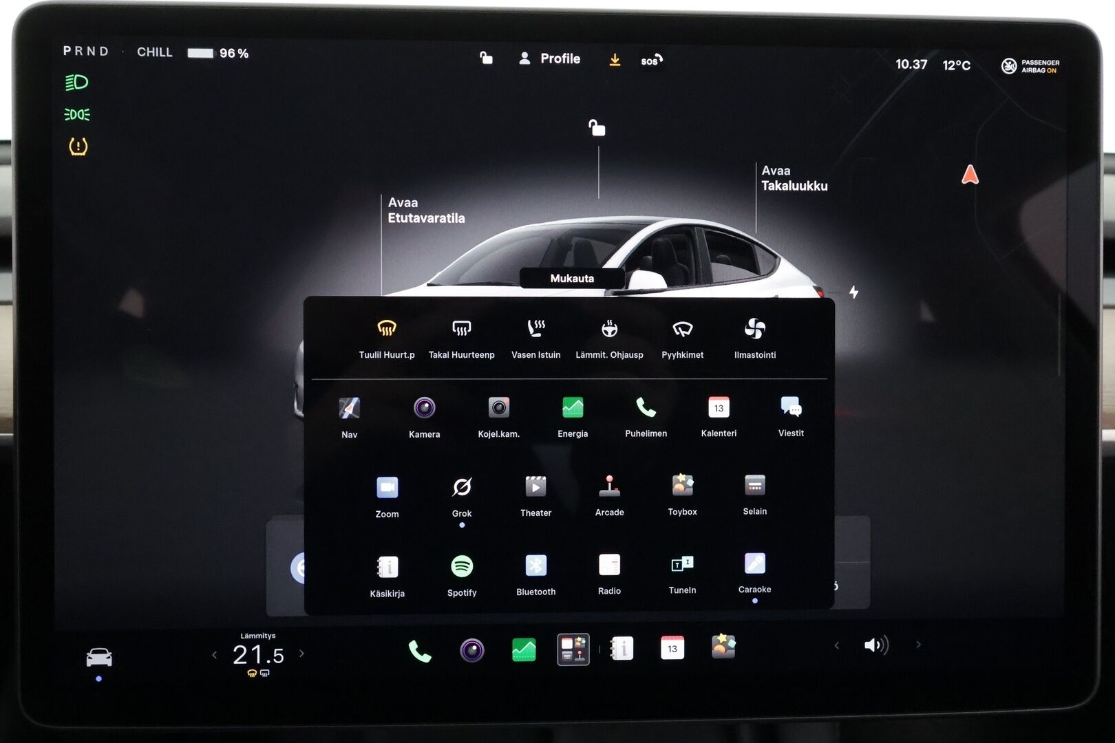 Tesla Model Y 2024 RWD - | ACC | ILP | Koukku | Ryzen | Matrix-LED | Premium Audio | Lasikatto | Sähkönahat | Muistipenkki | P.kamera | 2x renkaat aluin | 1-om suomiauto | 