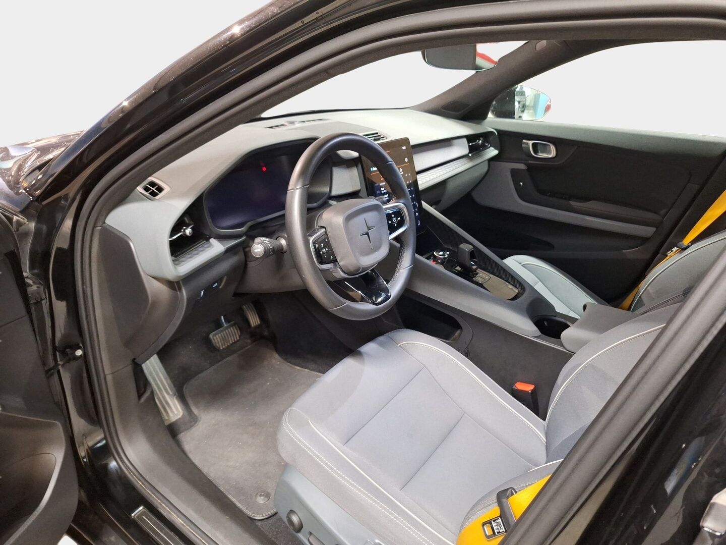 Polestar 2 2022 78kWh, Long Range Dual Motor Performance *Koukku / KeyLessGo / S-Luukku / Adapt. LED** - Juuri saapunut / Merkkihuollettu / Kaistavahti / Liikennemerkkien tunnistus / - HULLUT BLACKWEEK JATKOT - KORKOTARJOUS 2,49%