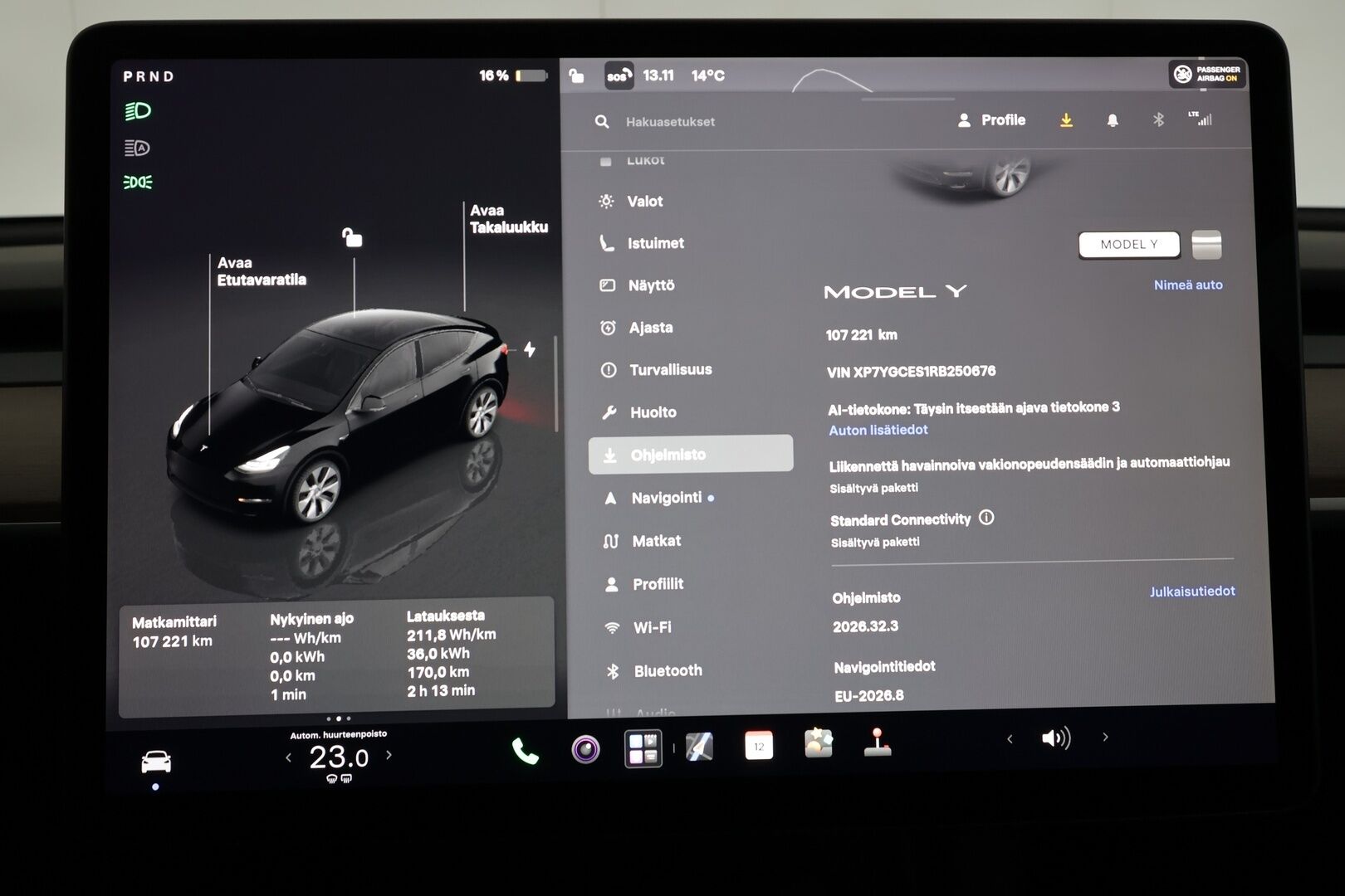 Tesla Model Y 2024 RWD - | ACC | ILP | Koukku | Ryzen | Matrix-LED | Premium audio | Lasikatto | Sähkönahat | Muistipenkki | P.kamera | Autosteer | 2x renkaat aluin | 