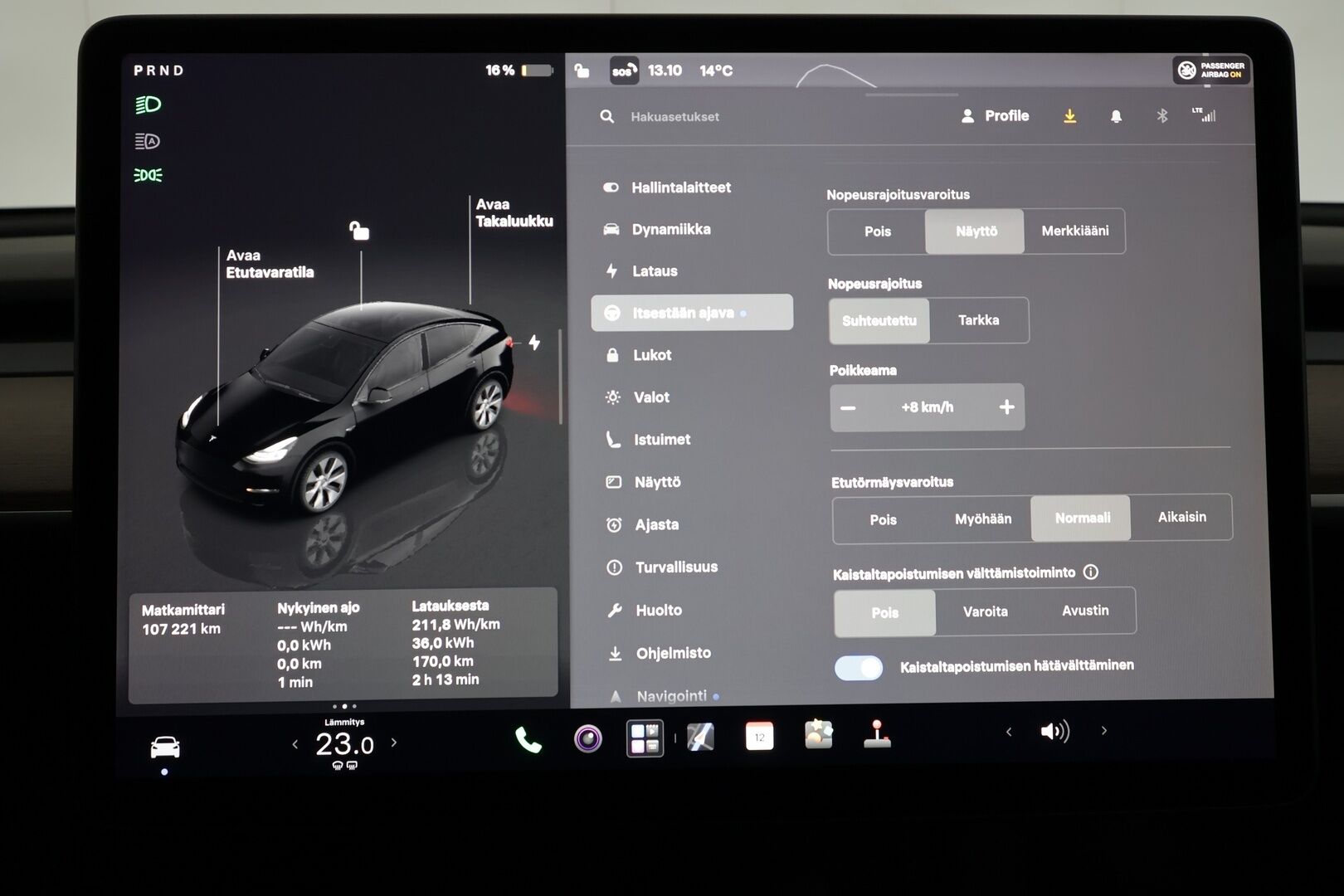 Tesla Model Y 2024 RWD - | ACC | ILP | Koukku | Ryzen | Matrix-LED | Premium audio | Lasikatto | Sähkönahat | Muistipenkki | P.kamera | Autosteer | 2x renkaat aluin | 