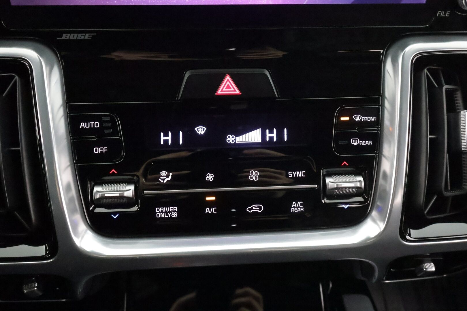 Kia Sorento 2023 1,6 T-GDI Plug-in Hybrid AWD Business Luxury AT 7P * ACC / HUD / 360° / Bose / Muistipenkki / Ilmastoidut nahat * - 1.Om Suomi-auto / Akku kuntotarkastettu SoH 98,2% / Kahdet renkaat aluvanteilla / Merkkihuollettu