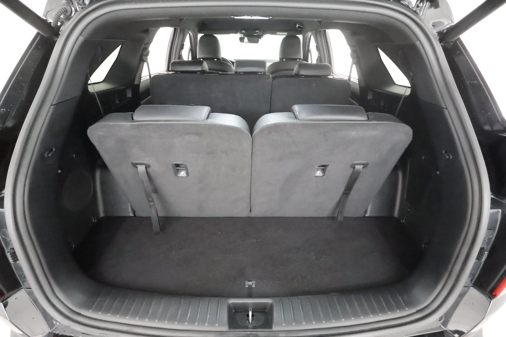 Kia Sorento 2023 1,6 T-GDI Plug-in Hybrid AWD Business Luxury AT 7P * ACC / HUD / 360° / Bose / Muistipenkki / Ilmastoidut nahat * - 1.Om Suomi-auto / Akku kuntotarkastettu SoH 98,2% / Kahdet renkaat aluvanteilla / Merkkihuollettu