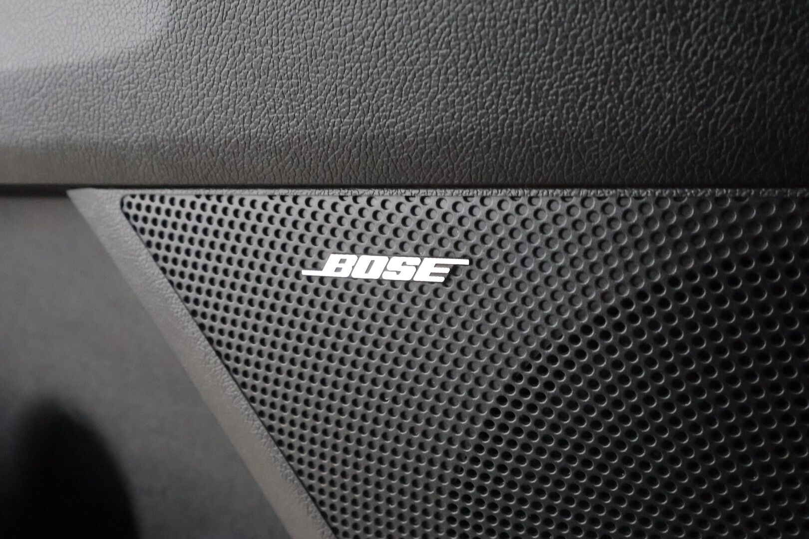 Kia Sorento 2023 1,6 T-GDI Plug-in Hybrid AWD Business Luxury AT 7P * ACC / HUD / 360° / Bose / Muistipenkki / Ilmastoidut nahat * - 1.Om Suomi-auto / Akku kuntotarkastettu SoH 98,2% / Kahdet renkaat aluvanteilla / Merkkihuollettu