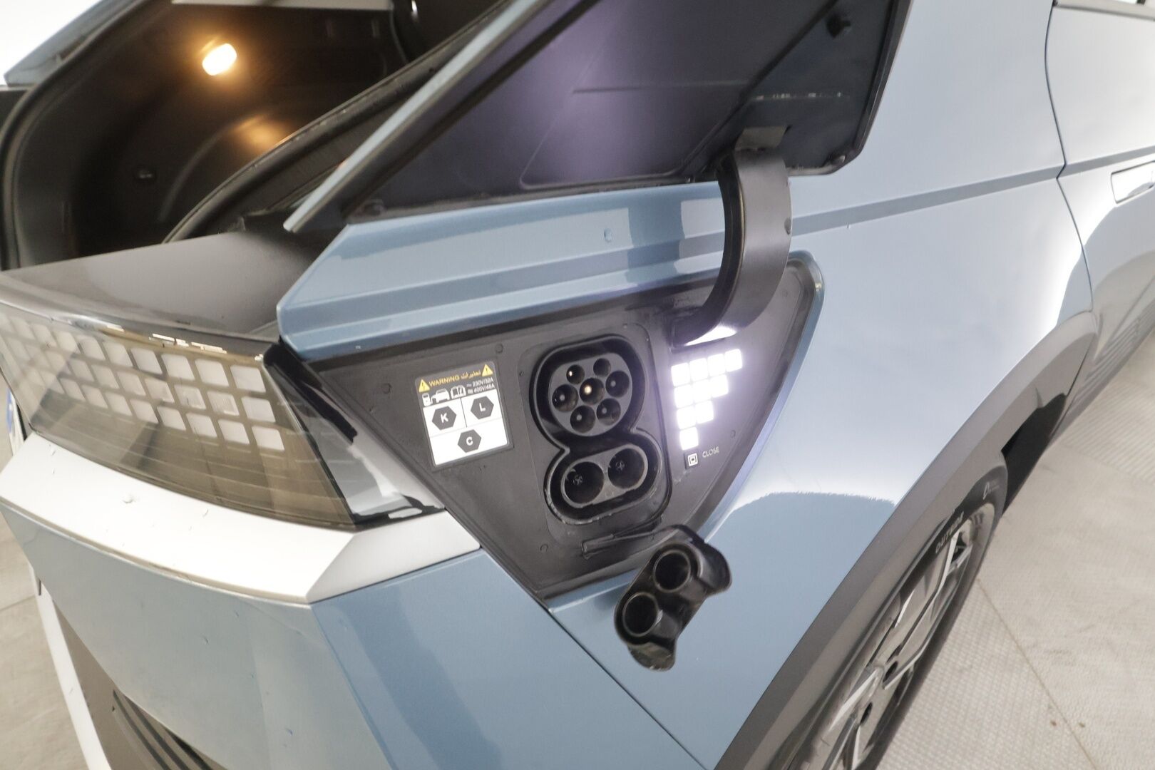 Hyundai IONIQ 5 2024 77 kWh 229 hv Style - | ACC | ILP | Puolinahat | Sähköpenkki | Sähk. takaluukku | HDA | BSA | RCTA | Lämm. ratti | P.kamera | 2x renkaat aluin | 1-om suomiauto |  