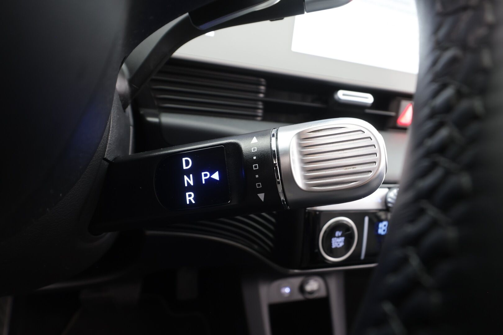 Hyundai IONIQ 5 2024 77 kWh 229 hv Style - | ACC | ILP | Puolinahat | Sähköpenkki | Sähk. takaluukku | HDA | BSA | RCTA | Lämm. ratti | P.kamera | 2x renkaat aluin | 1-om suomiauto |  