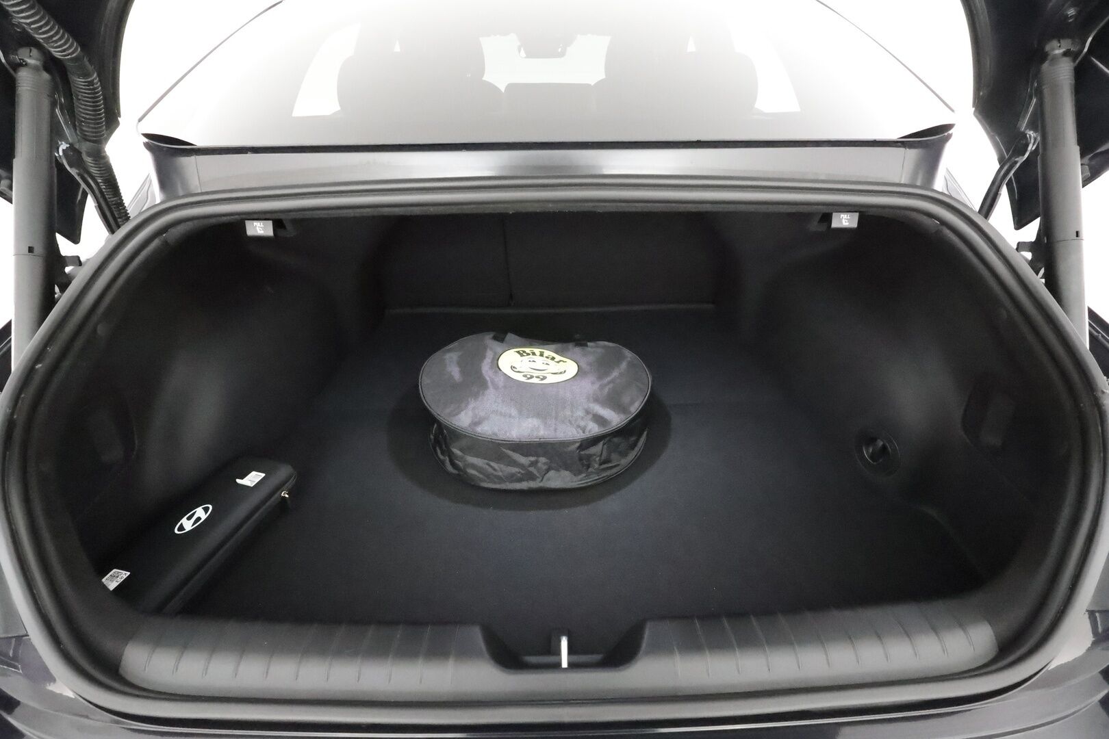 Hyundai IONIQ 6 2024 229 hv Ultimate * Bose / ILP / ACC / Full-LED / 360° / Ilmastoitu Muistipenkki / HUD / Digi-peilit / Kaistavahti / Navi * - 1-om Suomi-auto / Akku kuntotarkastettu / Kahdet renkaat aluvanteilla