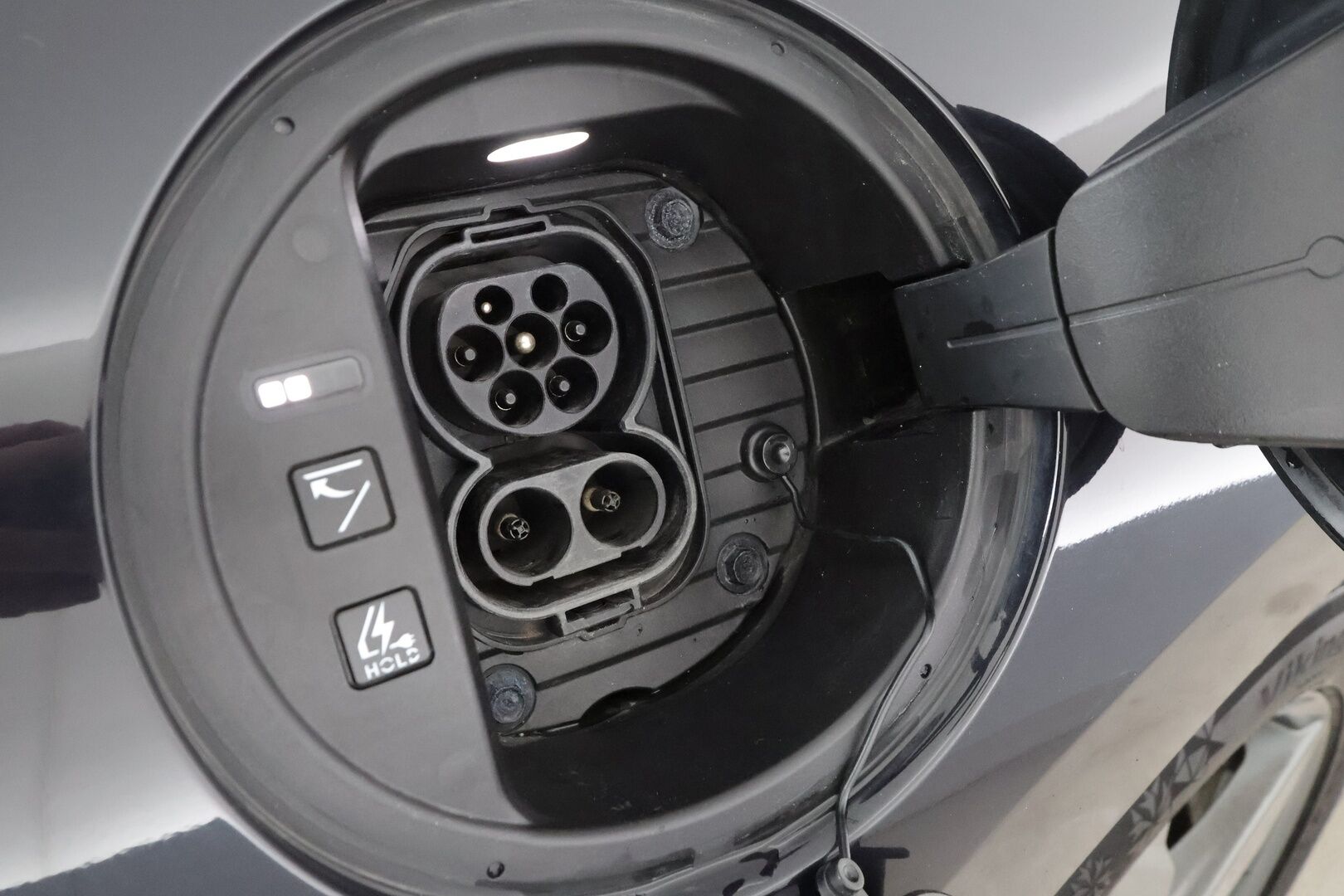 Hyundai IONIQ 6 2024 229 hv Ultimate * Bose / ILP / ACC / Full-LED / 360° / Ilmastoitu Muistipenkki / HUD / Digi-peilit / Kaistavahti / Navi * - 1-om Suomi-auto / Akku kuntotarkastettu / Kahdet renkaat aluvanteilla