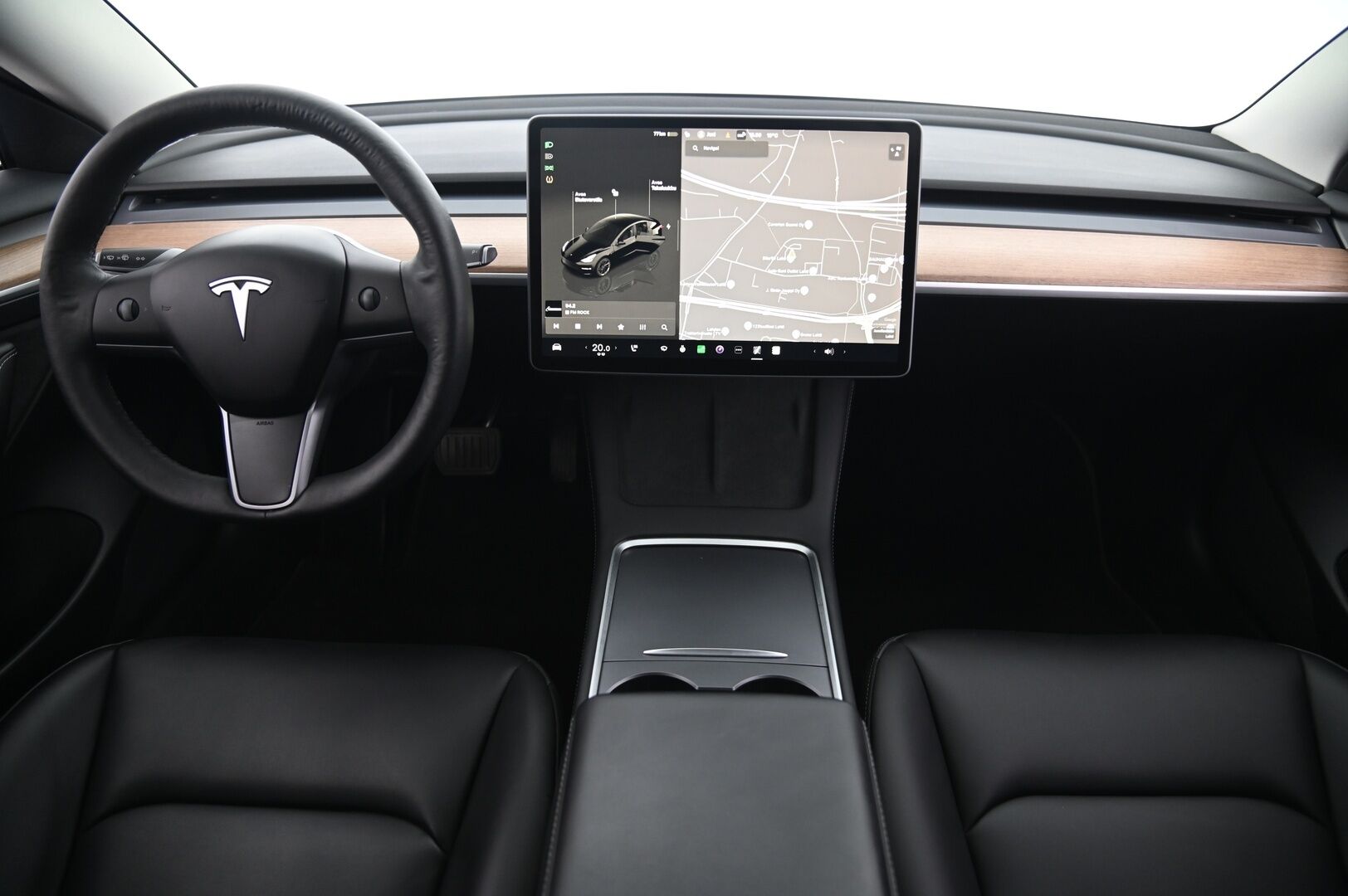 Tesla Model 3 2023 Standard Range Plus *Vetokoukku / AMD Ryzen / EAP / Lämpöpumppu / Matrix / Lasikatto* - *Kahdet renkaat aluvanteilla*