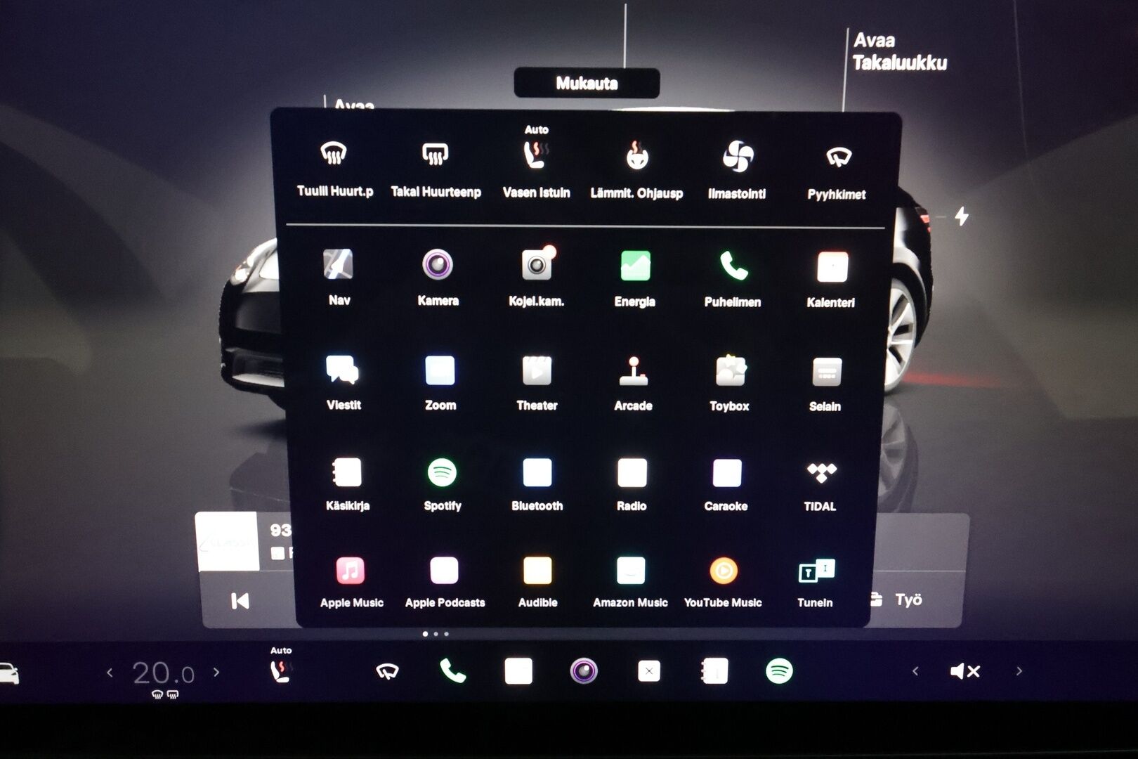 Tesla Model Y 2023 Tesla Model Y Long range Dual motor *Vetokoukku / Lämpöpumppu / AMD Ryzen / Matrix LED / Lasikatto / P.kamera*