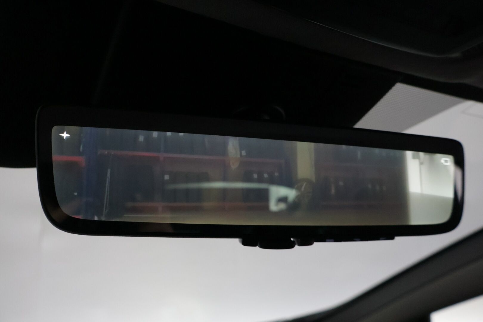 Toyota Prius Plug-in 2023 Hybrid Style ** Juuri tullut! / Digipeili / Adapt.vakkari / 2x Toyotan vanteet / LED / Sähköpenkki / Navi / P.kamera ** - Upea Suomi-auto kaksilla vanteilla ja hyvillä varusteilla! - HULLUT AVAJAISHULINAT KORKOTARJOUS 3,29 %