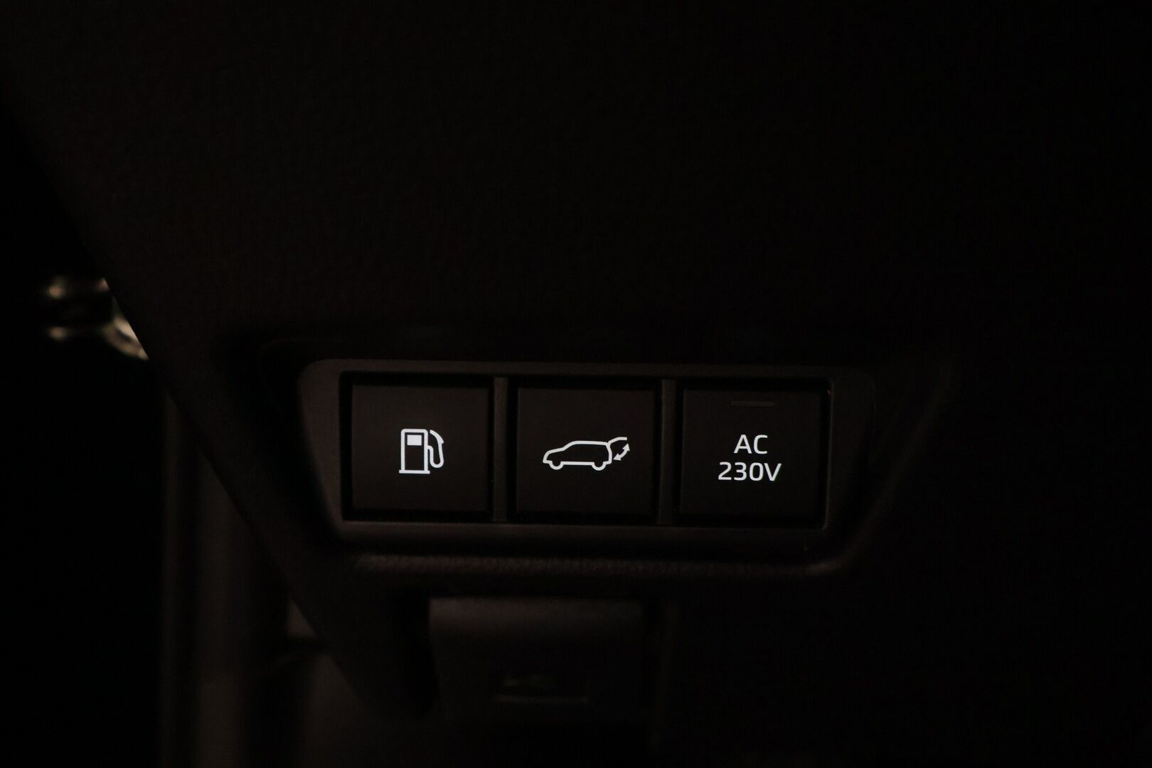 Toyota PRIUS 2023 Plug-In Hybrid Style - Digipeili / Adapt.vakkari / 2x Toyotan vanteet / LED / Sähköpenkki / Navi / P.kamera / Suomi-auto