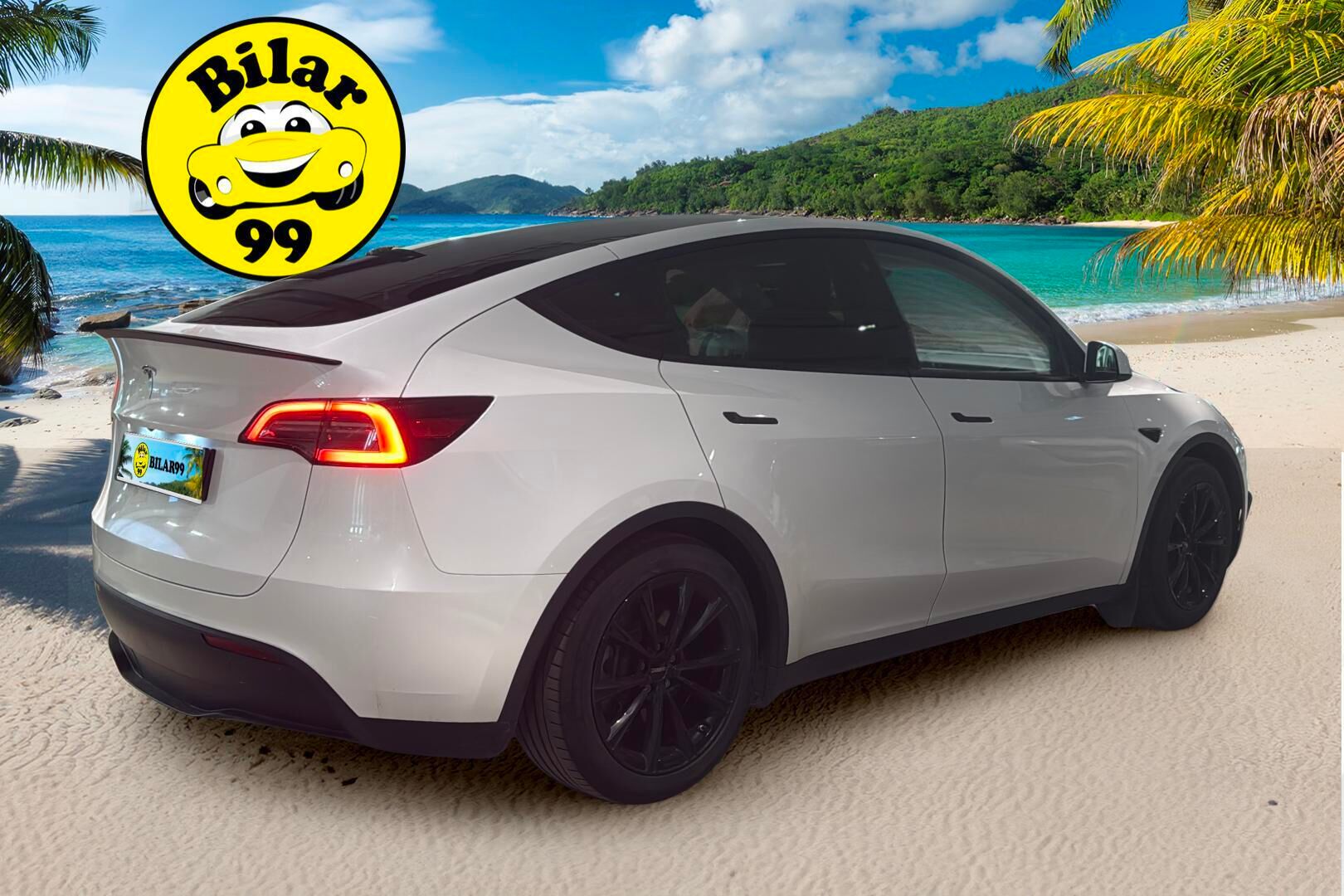 Tesla Model Y 2023 RWD - 3,99 % KORKOTARJOUS TÄHÄN AUTOON - Lämpöpumppu / Vetokoukku / LED ajovalot / Nahkasisusta / Premium Audio!
