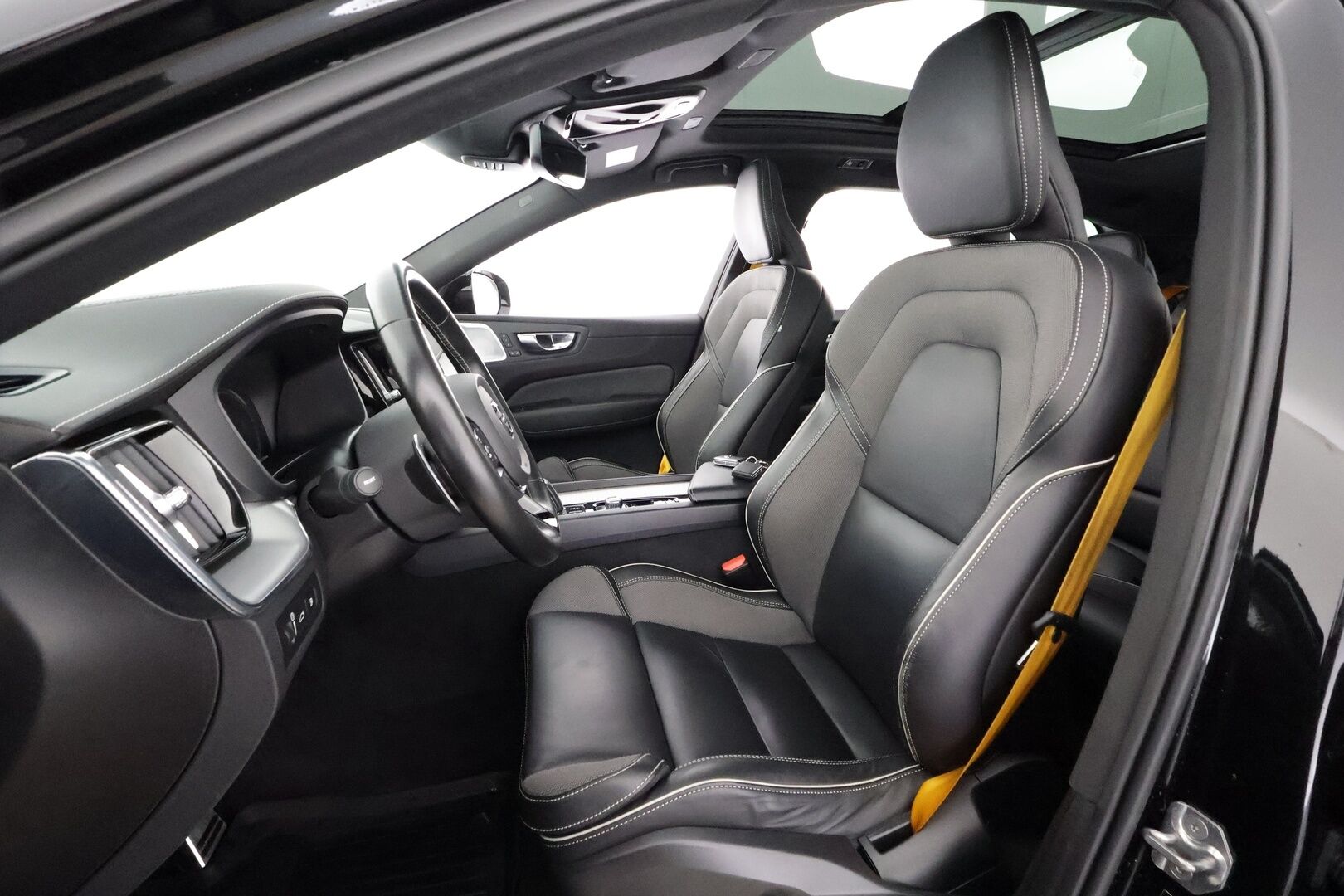 Volvo XC60 2020 T8 TwE AWD Polestar Engineered aut - | ACC | Webasto | Koukku | Panorama | Muistipenkit | HUD | 360-Kamera | B&W |  Puolinahat | Kahdet Renkaat |