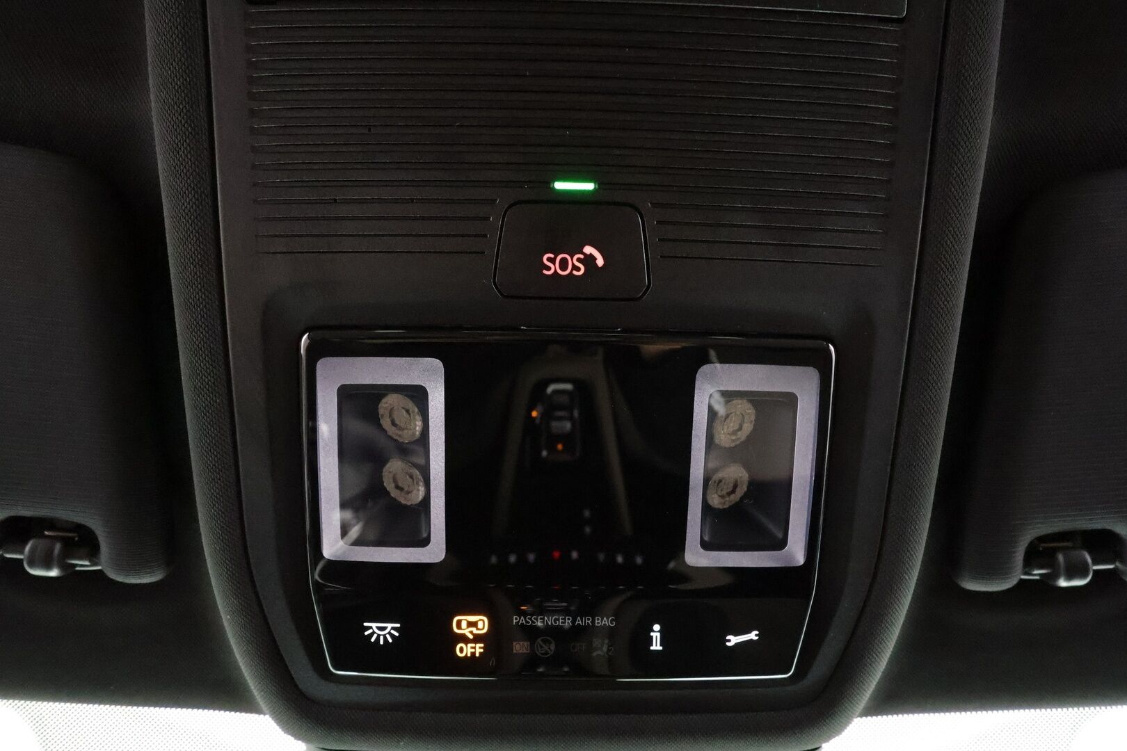 Skoda Octavia 2024 Combi 1.4 TSI PHEV Style iV DSG * ACC / P.kamera / Matrix LED / Koukku / Webasto / Navi / KeylessGo / Sähköluukku * - 1.Om Suomi-auto / Kahdet renkaat aluvanteilla / Merkkihuollettu / Parhaalla varustelutasolla!