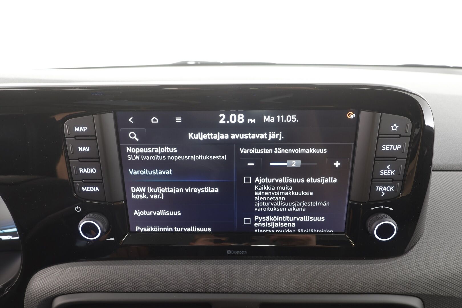 Hyundai i10 2025 1.0 MPi 63 hv 5MT Comfort MY25 - | Vakkari | P.Kamera | Navi | Digimittari | Ratinlämmitin | Apple&Android |  2x Renkaat | Suomi-auto | Merkkihuollot |