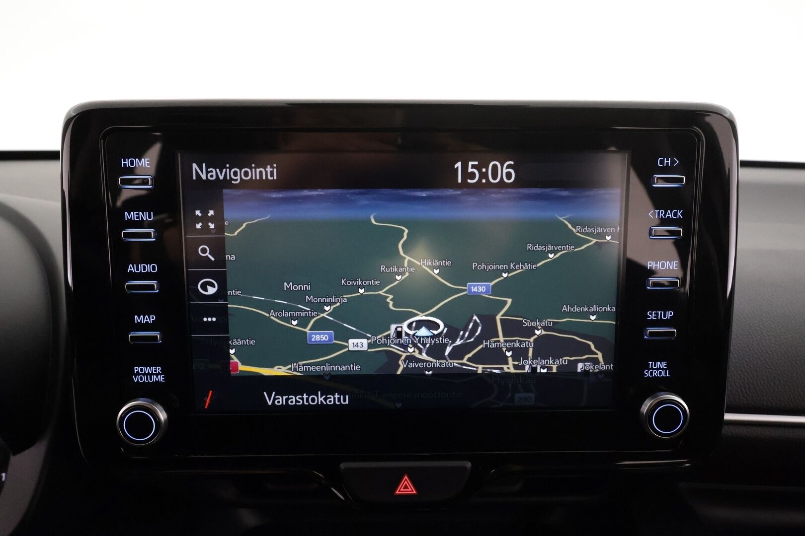 Toyota Yaris 2024 1,5 Hybrid Active Plus * ACC / P.kamera / LED / Navi / KeylessGo / Ratinlämmitin * - Suomi-auto / Kahdet renkaat aluvanteilla / Merkkihuollettu - HULLUT JOULUT KORKOTARJOUS 2,49% 