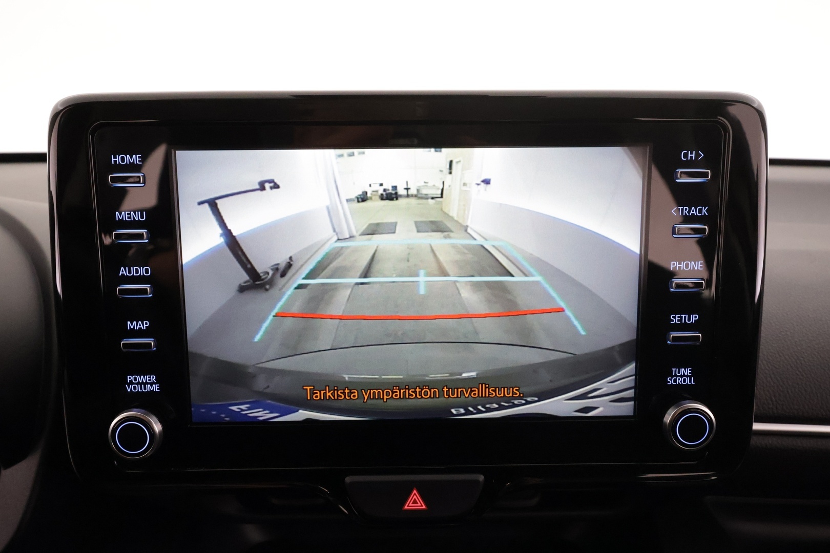 Toyota Yaris 2024 1,5 Hybrid Active Plus * ACC / P.kamera / LED / Navi / KeylessGo / Ratinlämmitin * - Suomi-auto / Kahdet renkaat aluvanteilla / Merkkihuollettu - HULLUT JOULUT KORKOTARJOUS 2,49% 