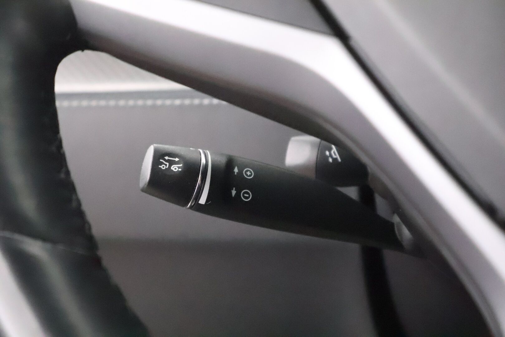 Tesla Model S 2020 Dual Motor Performance Ludicrous Raven - 3,99 % KORKOTARJOUS TÄHÄN AUTOON - FSD / CCS / Musta Nahkasisusta / Premium Audio / Ilma-alusta / Lasikatto / Carbon paketti / 2x renkaat vanteilla / Juuri saapunut!