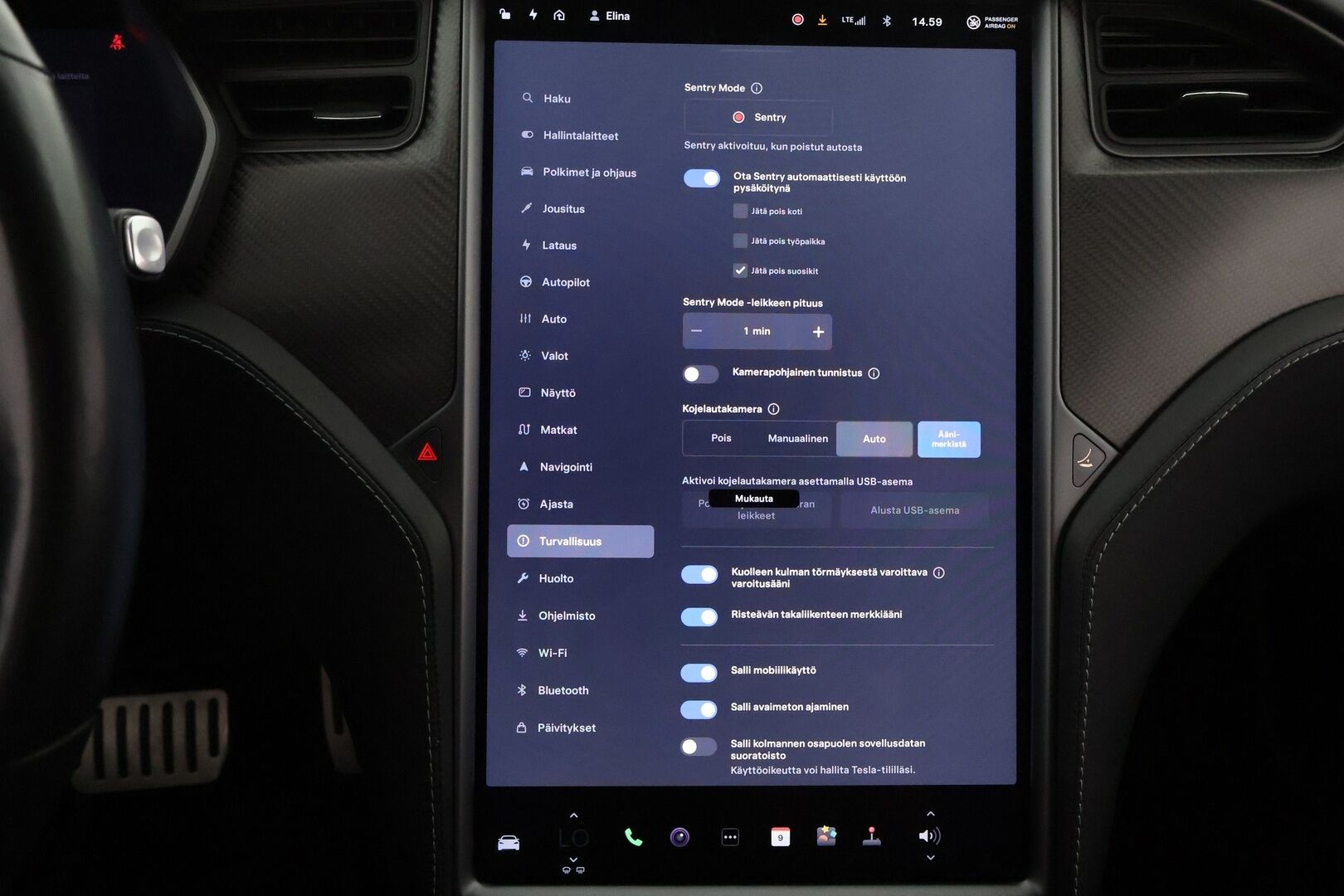 Tesla Model S 2020 Dual Motor Performance Ludicrous Raven - 3,99 % KORKOTARJOUS TÄHÄN AUTOON - FSD / CCS / Musta Nahkasisusta / Premium Audio / Ilma-alusta / Lasikatto / Carbon paketti / 2x renkaat vanteilla / Juuri saapunut!