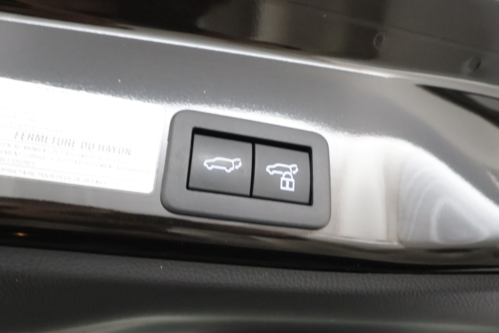 Toyota Yaris Cross 2024 1,5 Hybrid AWD-i Intense - | ACC | LED | P.Kamera | Sisätilanlämmitin | Katveavustin | Navi | Kaistavahti | Keyless | Suomi-auto | Kahdet renkaat | Merkkihuollot |