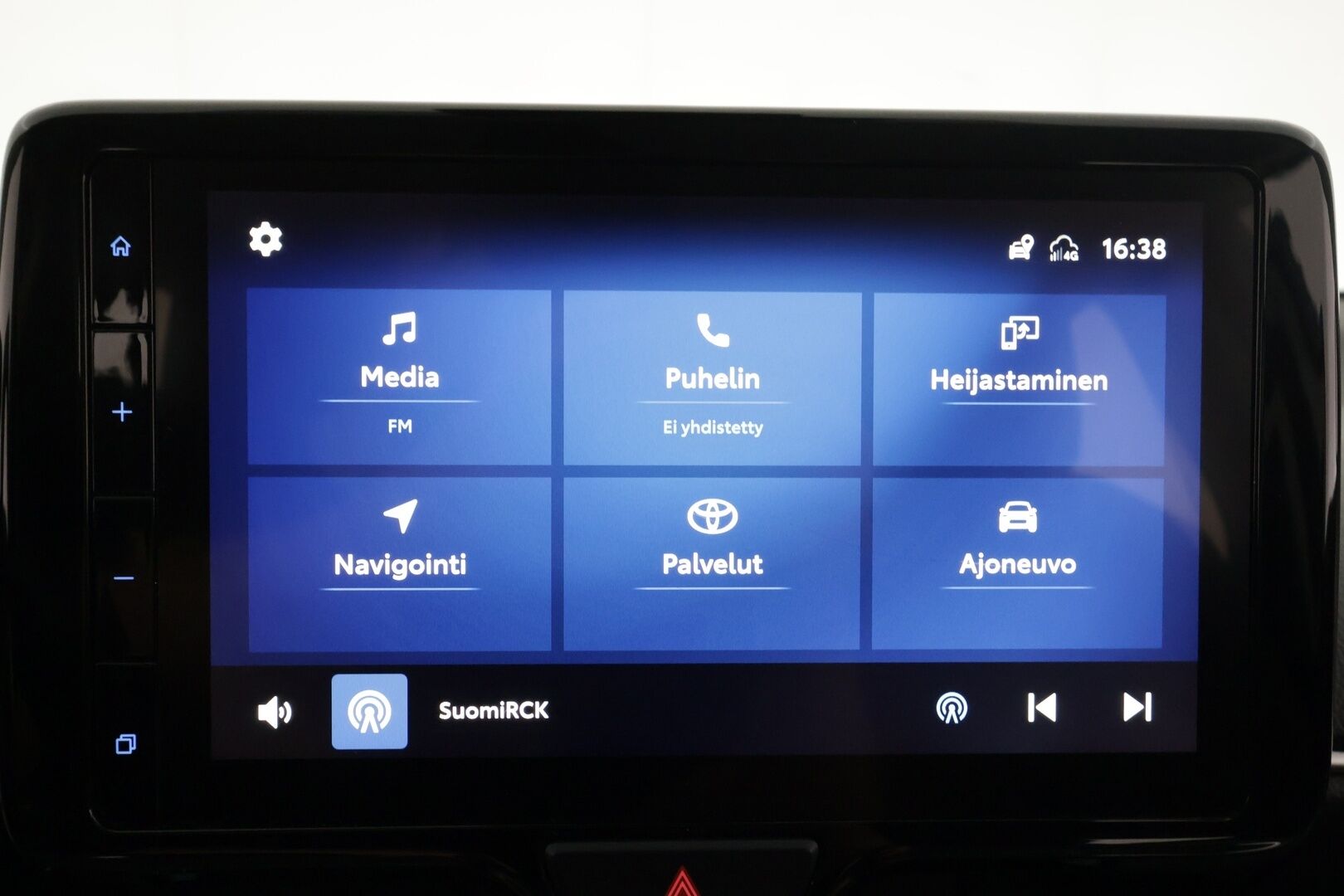 Toyota Yaris Cross 2024 1,5 Hybrid Active Business - | ACC | P.kamera | LED | Keyless | LTA | PCS | RSA | Apple & Android | Navi | Lämm. ratti | 1-om suomiauto | Merkkihuollot | ALV | 