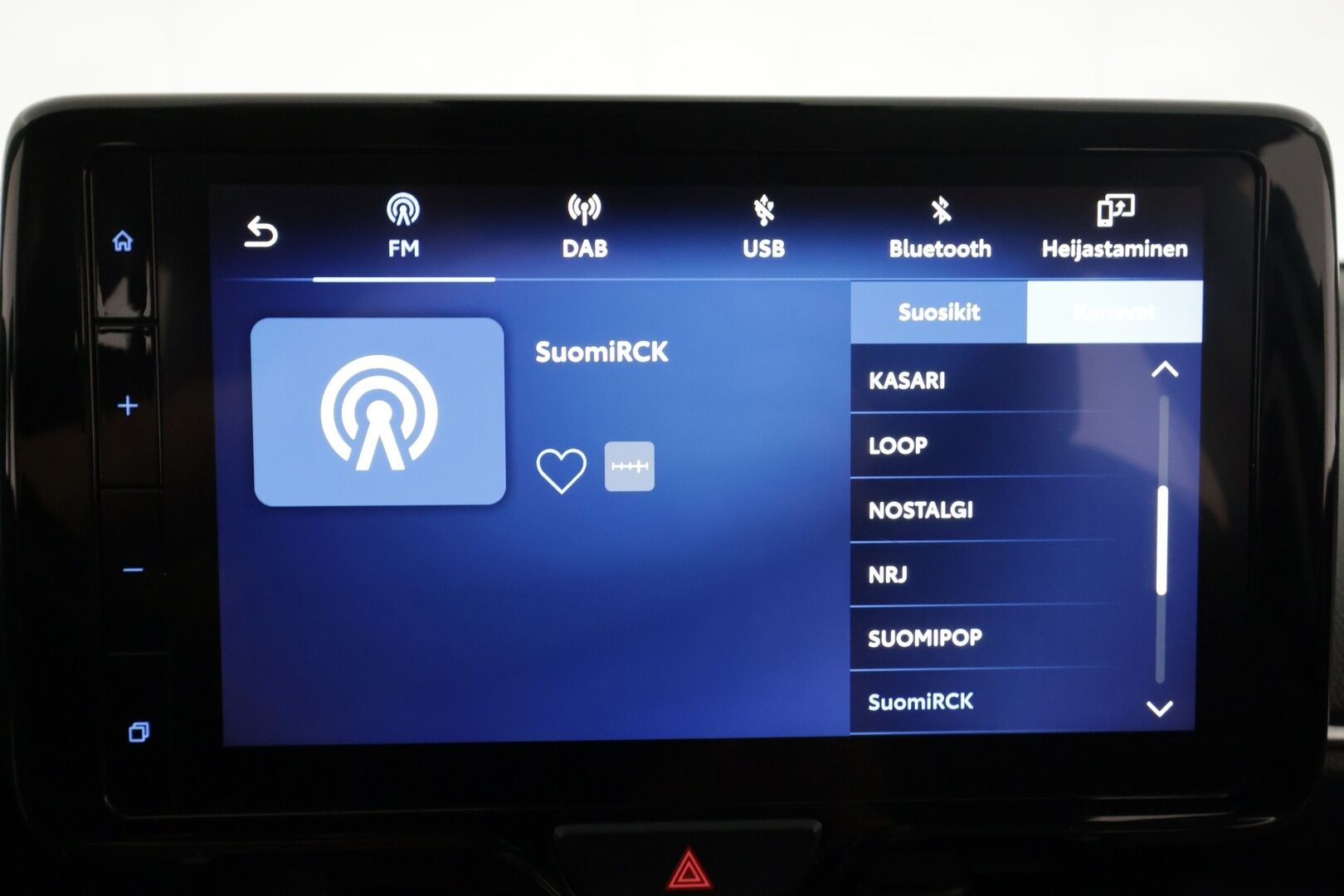 Toyota Yaris Cross 2024 1,5 Hybrid Active Business - | ACC | P.kamera | LED | Keyless | LTA | PCS | RSA | Apple & Android | Navi | Lämm. ratti | 1-om suomiauto | Merkkihuollot | ALV | 
