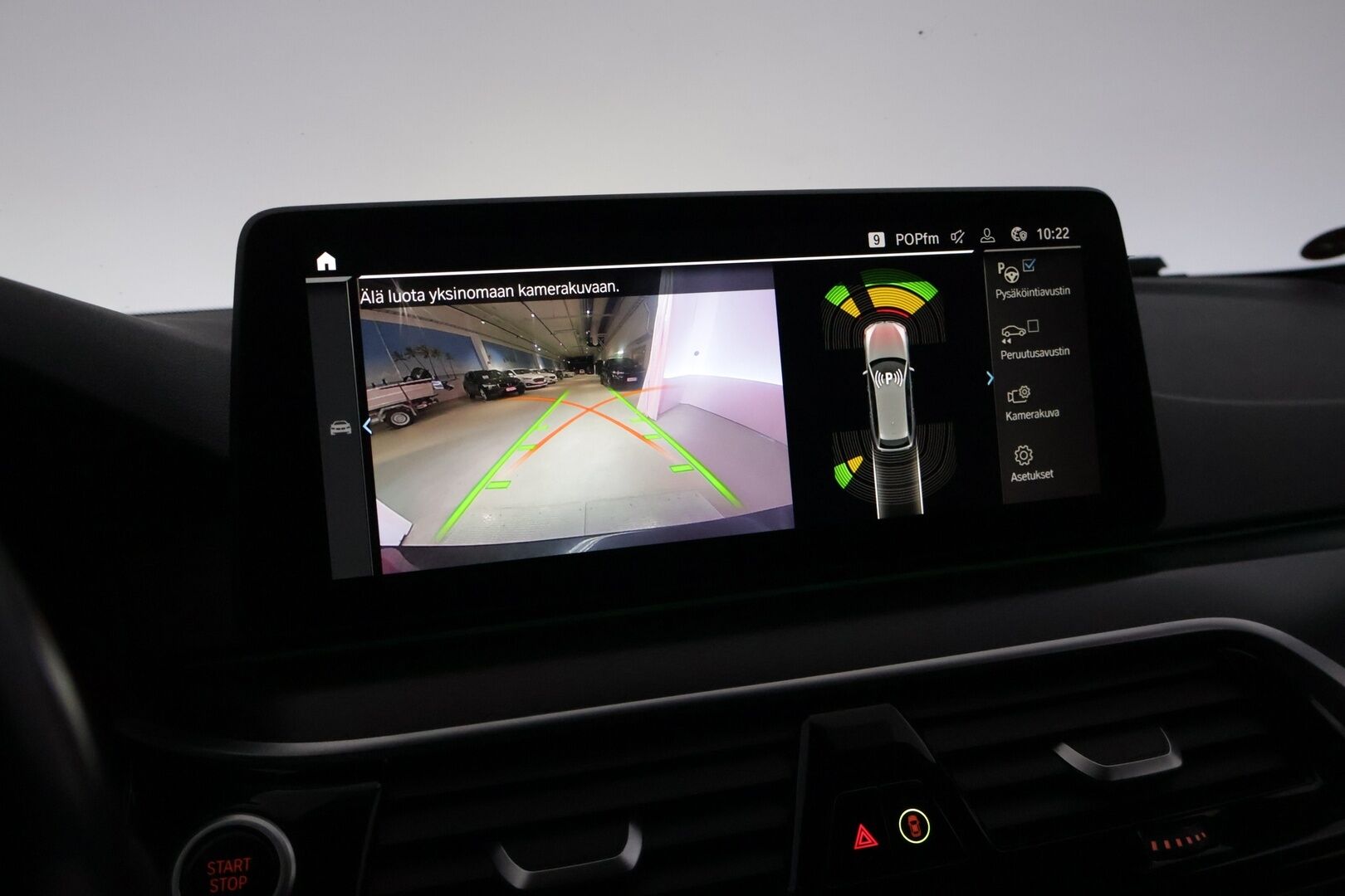 BMW 530 2021 G31 Touring 530e xDrive A Charged Edition M Sport LCI *ACC / Comfort Penkit / HiFi / P.Kamera / Prof.Navi / Koukku* - Soh 84.6% / Etuistuimet muistilla! 