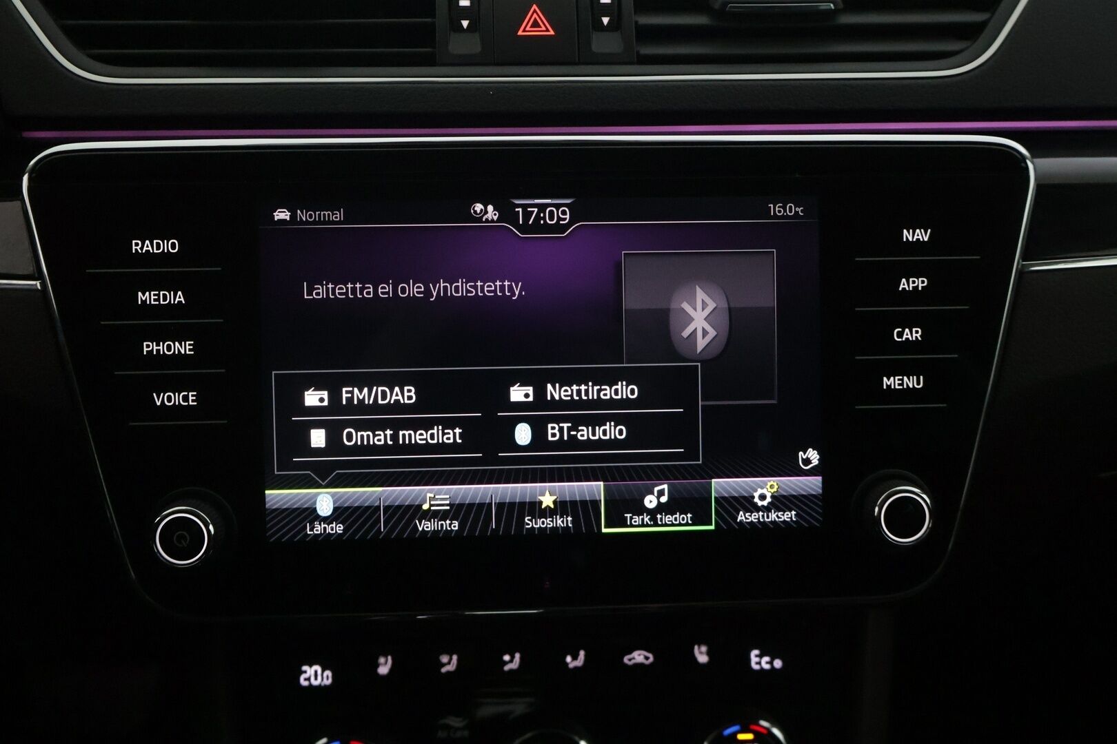 SKODA SUPERB 2021 Combi 1,4 TSI PHEV L&K iV DSG Autom. - | Muistinahat | Ilmastoidut istuimet | Matrix LED | Vakkari | Canton | Keyless | Sähköluukku | Koukku | Juuri Huollettu | Jakopää tehty | Kahdet Renkaat ja Vanteet | SOH 96 % |