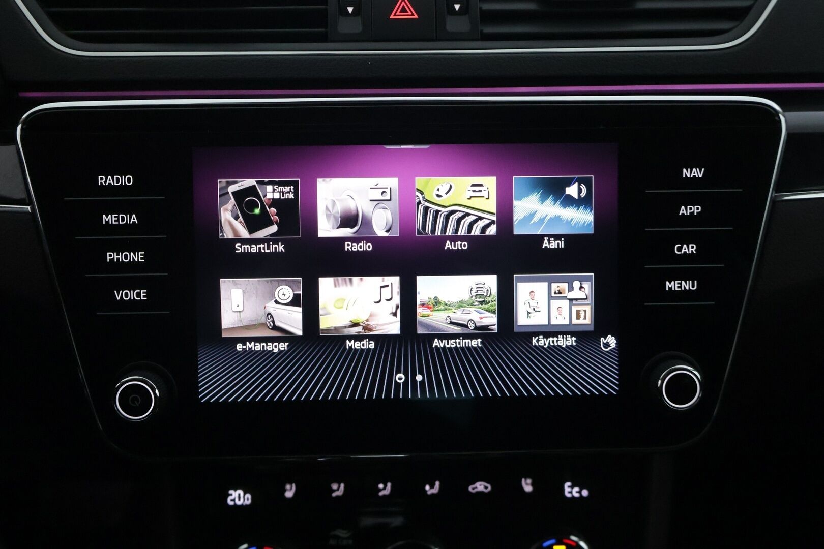 SKODA SUPERB 2021 Combi 1,4 TSI PHEV L&K iV DSG Autom. - | Muistinahat | Ilmastoidut istuimet | Matrix LED | Vakkari | Canton | Keyless | Sähköluukku | Koukku | Juuri Huollettu | Jakopää tehty | Kahdet Renkaat ja Vanteet | SOH 96 % |