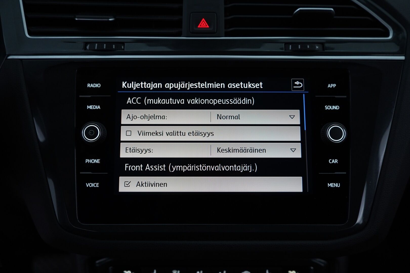 Volkswagen Tiguan 2020 1,5 TSI EVO 110kW (150hv) DSG-Automaatti - ACC | Peruutuskamera | Tutkat | Apple Carplay & AndroidAuto | LED | Kahdet hyvät renkaat VW:n vanteilla | Juuri huollettu! 