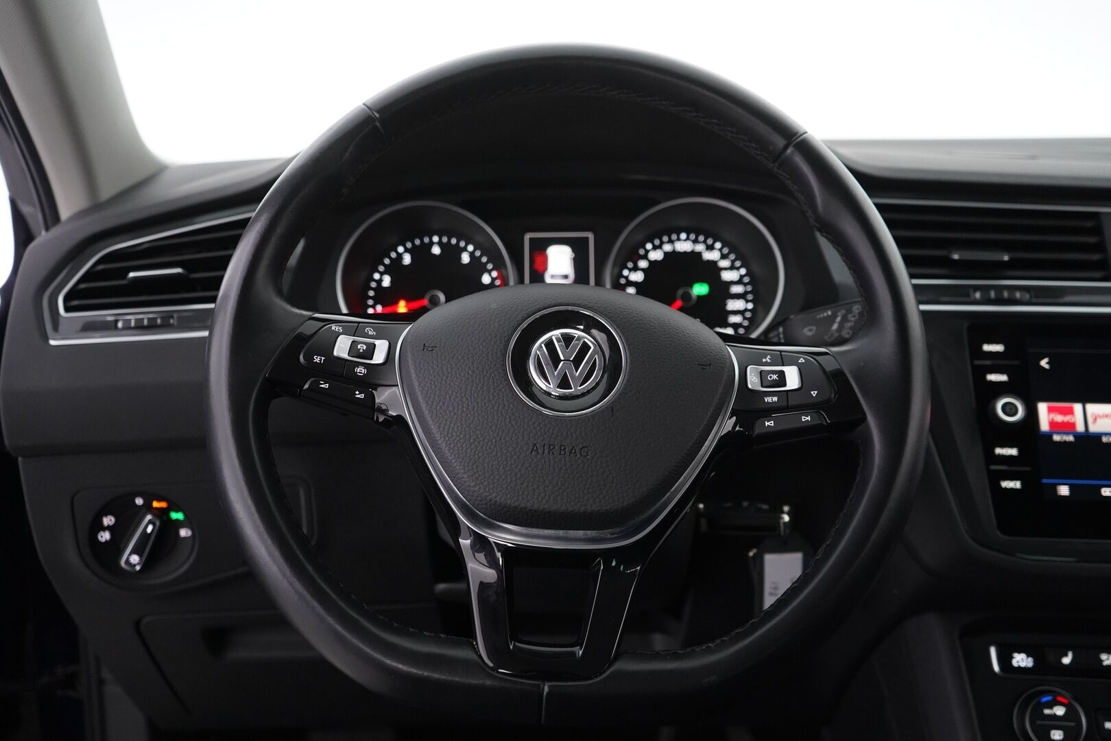 Volkswagen Tiguan 2020 1,5 TSI EVO 110kW (150hv) DSG-Automaatti - ACC | Peruutuskamera | Tutkat | Apple Carplay & AndroidAuto | LED | Kahdet hyvät renkaat VW:n vanteilla | Juuri huollettu! 