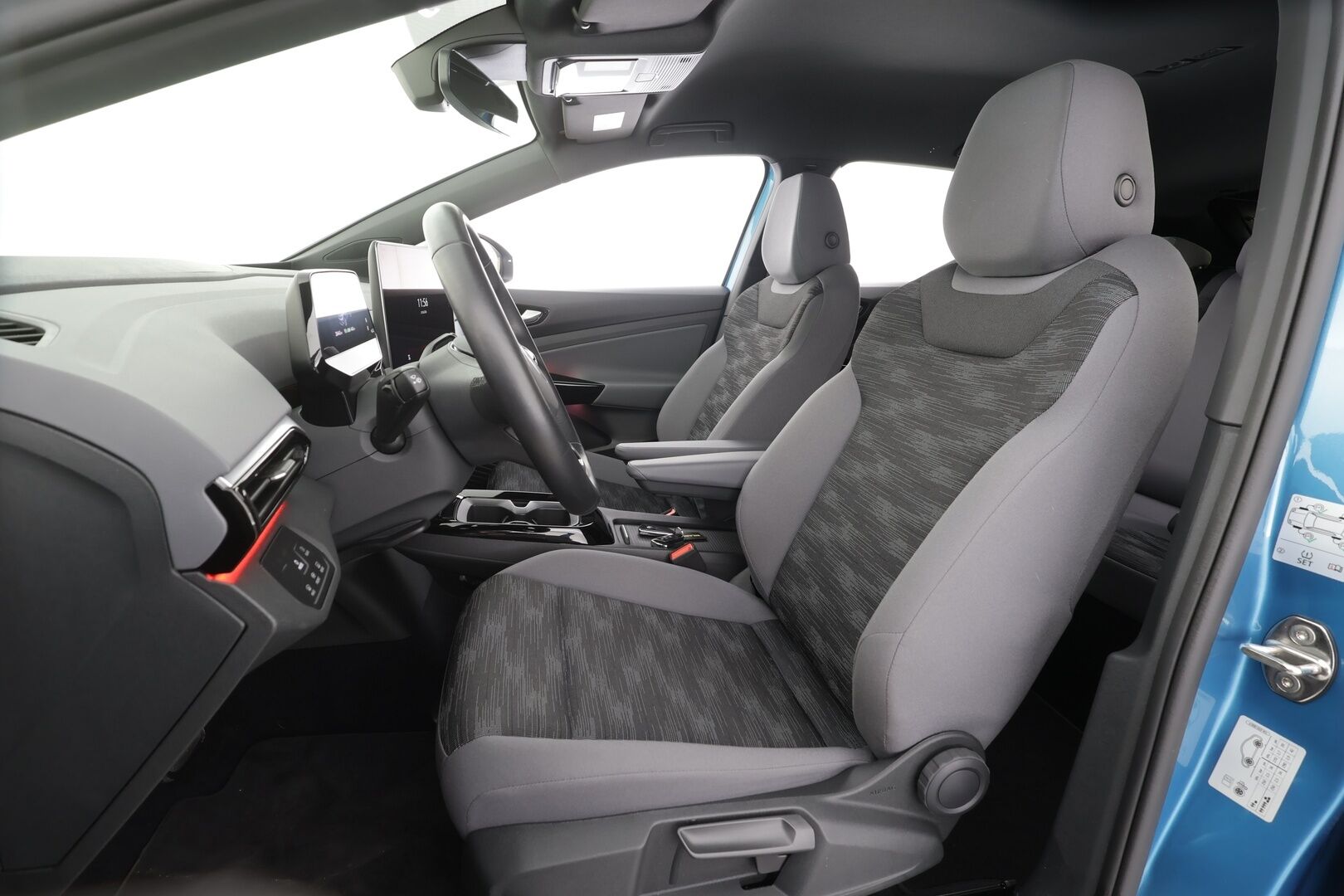 Volkswagen ID.4 2024 Pro 4MOTION Business Plus Edition 210 kW, akku 77 kWh - | ACC | ILP | 360-Kamera | LED | Keyless | Apple&Android |                            1.Om Suomi-auto | Kahdet Renkaat | Koti & Kauppalaturi | 2x Renkaat Aluvantein!