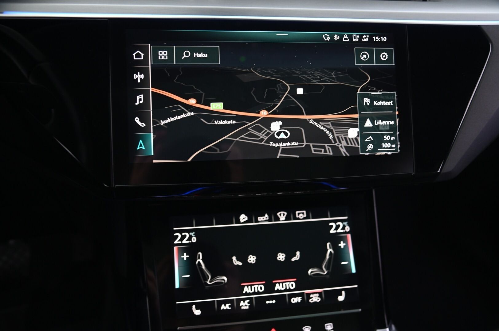Audi e-tron 2020 Sportback S line 50 quattro - ACC | Matrix LED | HUD | Panorama | Navarra Blue | Bang&Olufsen | Timanttitikatut Nahkaistuimet | S-Line | 360 | Vetokoukku | Virtuaaliset ulkopeilit | SoH 92,7% | 2x renkaat&aluvantein