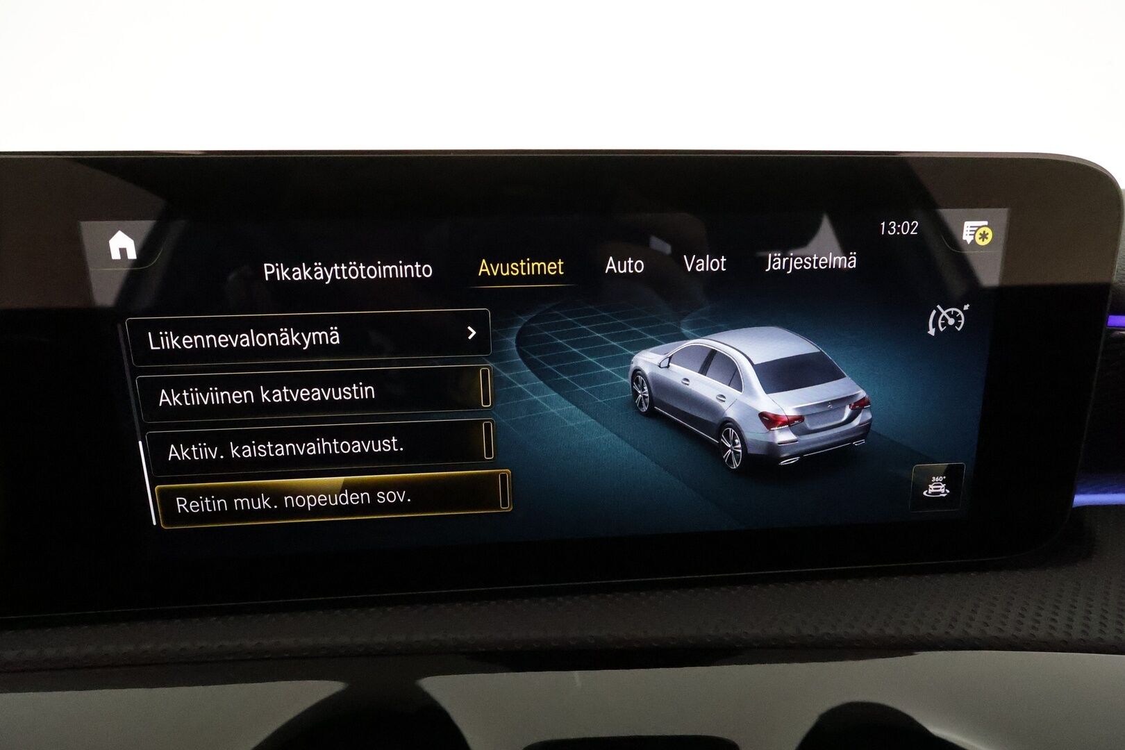 MERCEDES-BENZ A 2021 250 e A sedan Business Style EQ Power *Hierovat&Ilmastoidut Sporttinahat / Widescreen / ACC / Multibeam / 360° / Navi* - Akku kuntotarkastettu SoH 94,4% / Kahdet Renkaat