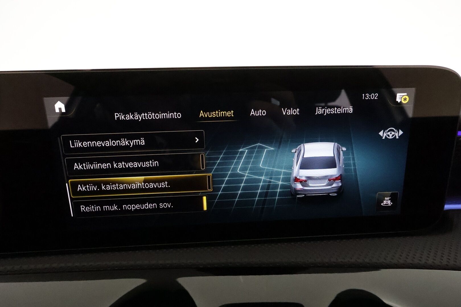 MERCEDES-BENZ A 2021 250 e A sedan Business Style EQ Power *Hierovat&Ilmastoidut Sporttinahat / Widescreen / ACC / Multibeam / 360° / Navi* - Akku kuntotarkastettu SoH 94,4% / Kahdet Renkaat
