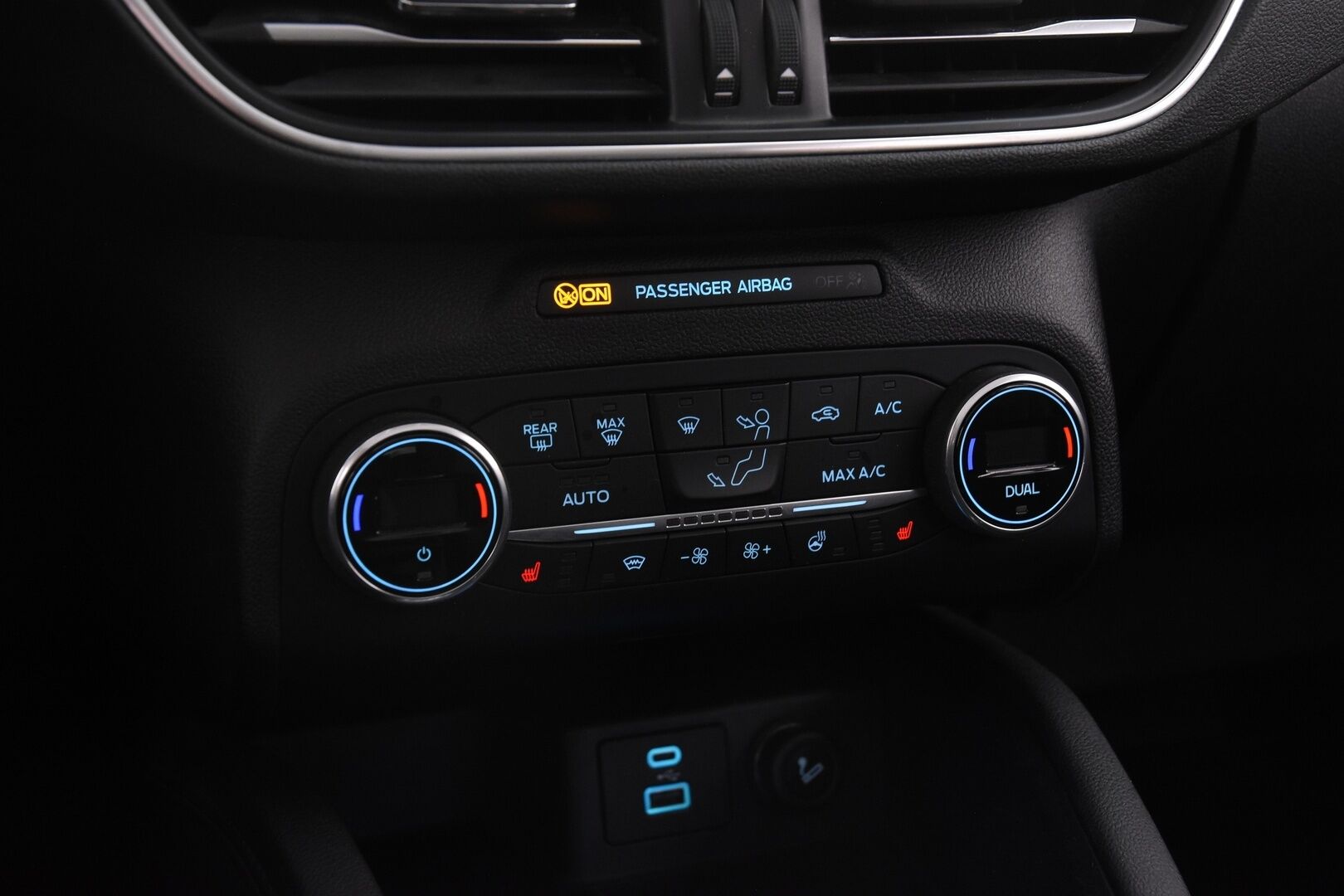FORD KUGA 2020 2,5 (PHEV) 225hv CVT FWD Titanium X 5-ovinen - Keyless | B&O | Osa-nahat | Läm. Ratti