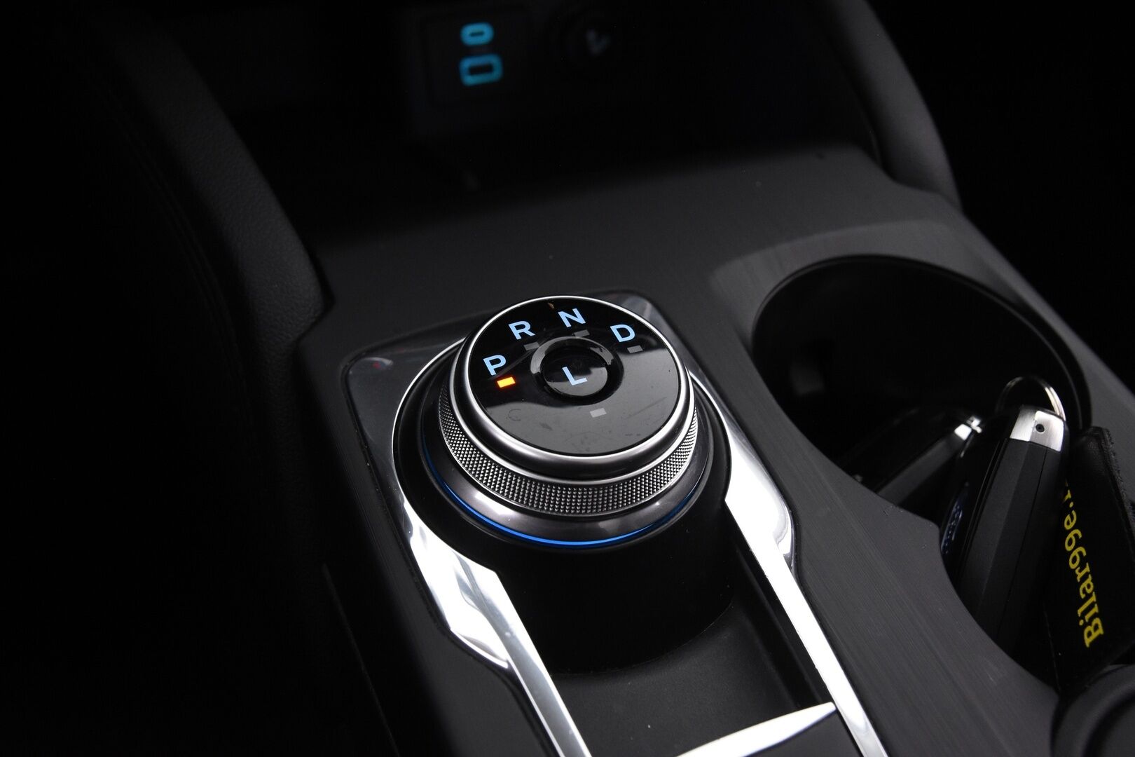 FORD KUGA 2020 2,5 (PHEV) 225hv CVT FWD Titanium X 5-ovinen - Keyless | B&O | Osa-nahat | Läm. Ratti