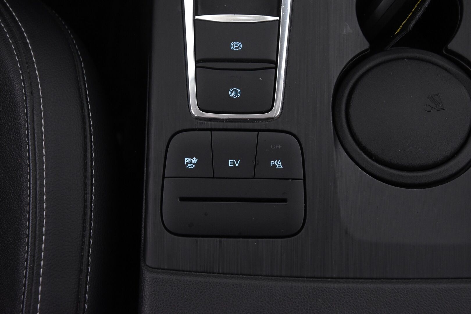 FORD KUGA 2020 2,5 (PHEV) 225hv CVT FWD Titanium X 5-ovinen - Keyless | B&O | Osa-nahat | Läm. Ratti