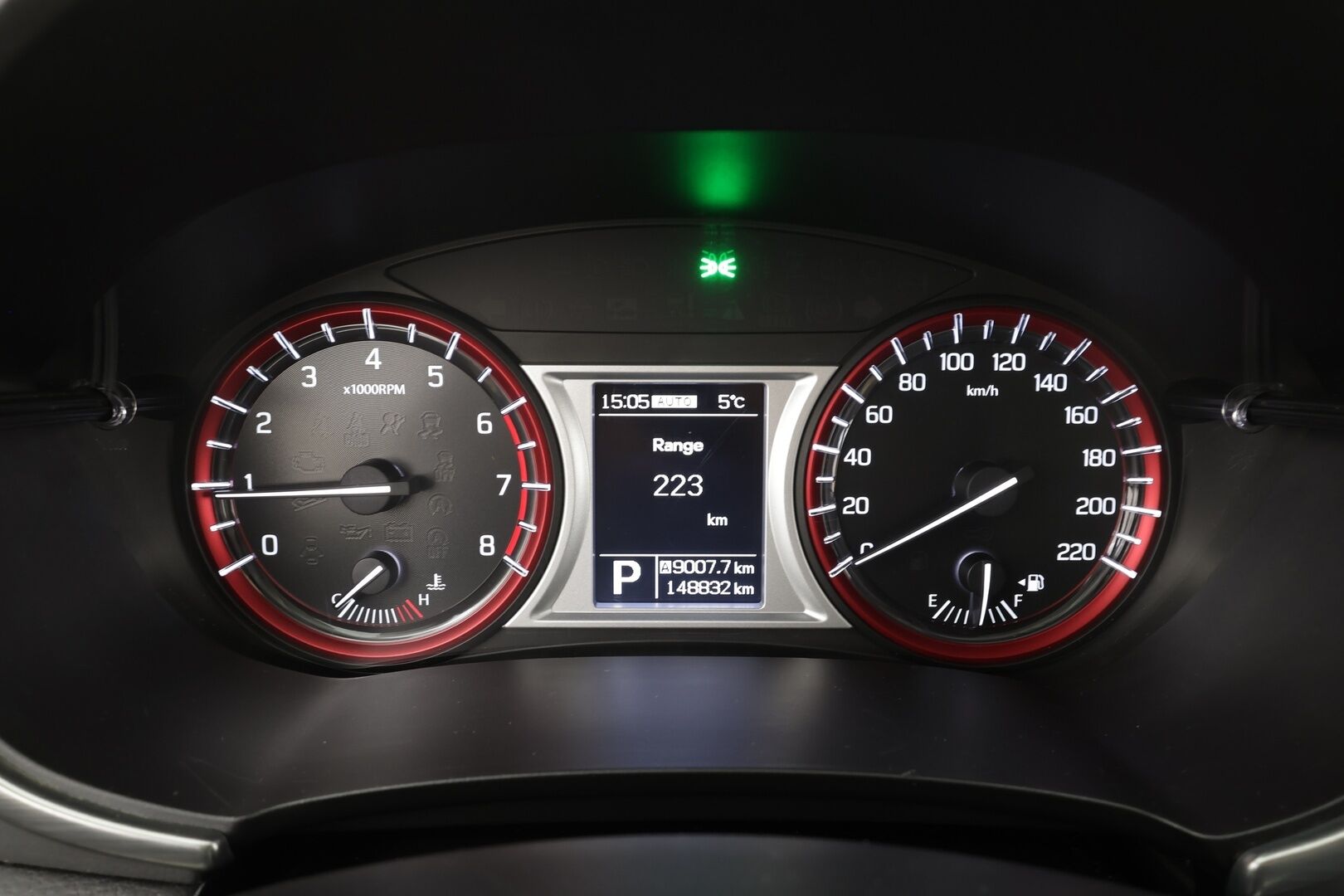 SUZUKI VITARA 2017 1,4 BOOSTERJET AllGrip 4WD S 6AT 140hv * ACC / P.kamera / LED / Navi / KeylessGo / Lohkolämmitin / Puolinahat / Koukku * - Kahdet renkaat aluvanteilla - HULLUT VÄLIPÄIVÄT KORKOTARJOUS 2,49%