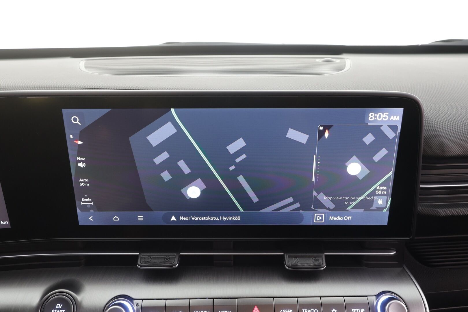 Hyundai KONA Electric 2024 48 kWh 156 hv Comfort - | ACC | ILP | P.kamera | HDA | Keyless | LED | Lämm. ratti | Apple & Android | Navi | 1-om suomiauto | Merkkihuollot | 2x renkaat aluin | 