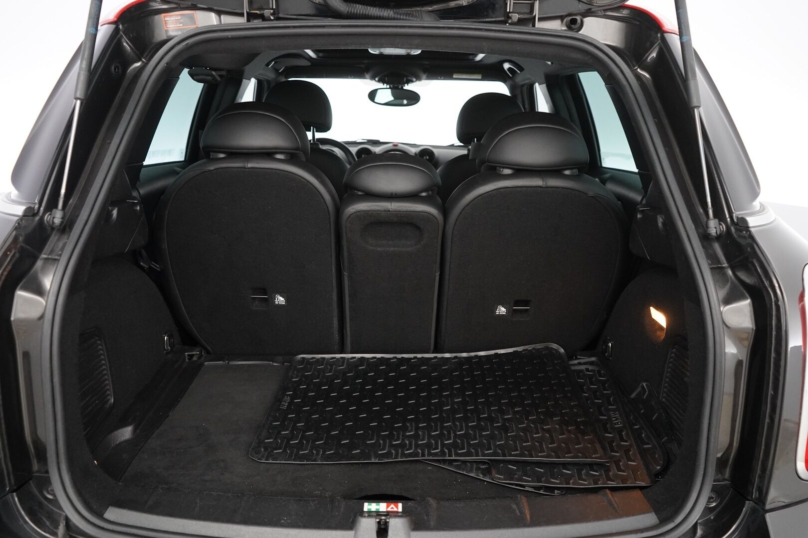 Mini Countryman 2015 Cooper S ALL4 A Sport Lane * Vakkari / Tutkat / Kattoluukku / Nahat / Lämpölasi * - Kahdet renkaat alumiinivanteilla / Viimeisin huolto 9.25 / Ketju vaihdettu / Puhdas Carvertical / NELIVETO