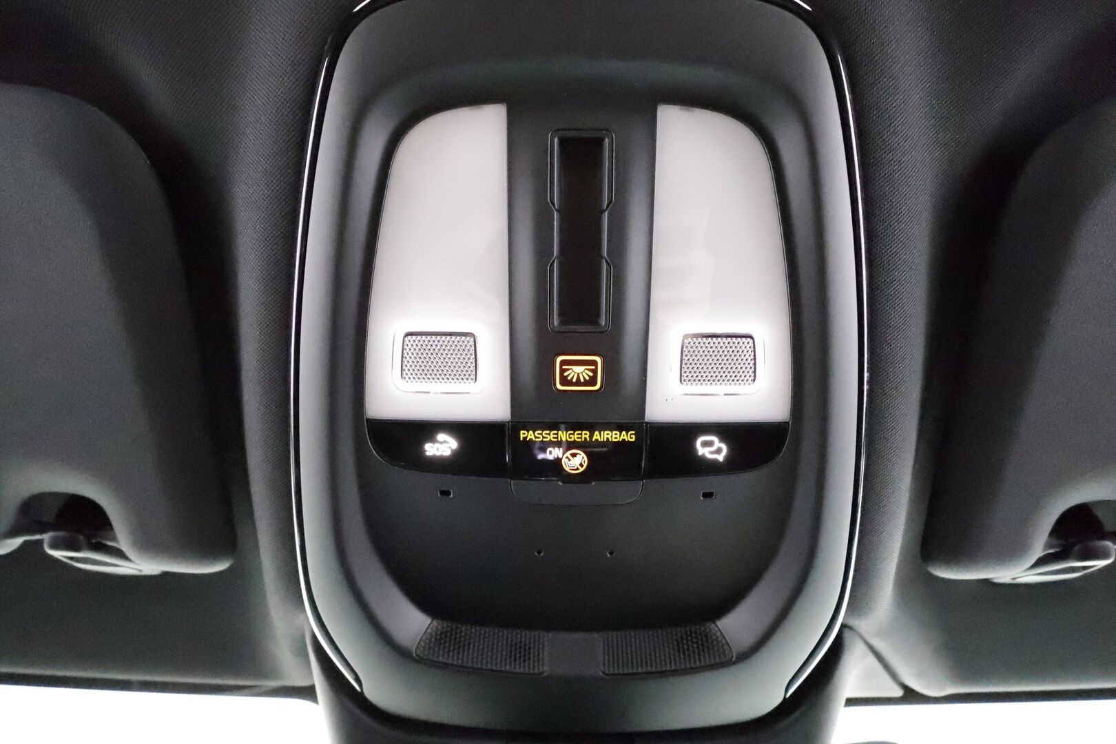 Volvo V60 2024 T6 AWD Long Range Ultimate Dark aut. - | ACC | Koukku | HUD | Panorama | Muistipenkit | H/K | Full-LED | 360-Kamera | Keyless | Apple&Android | 1.Om suomi-auto | Kahdet Renkaat | Merkkihuollettu |