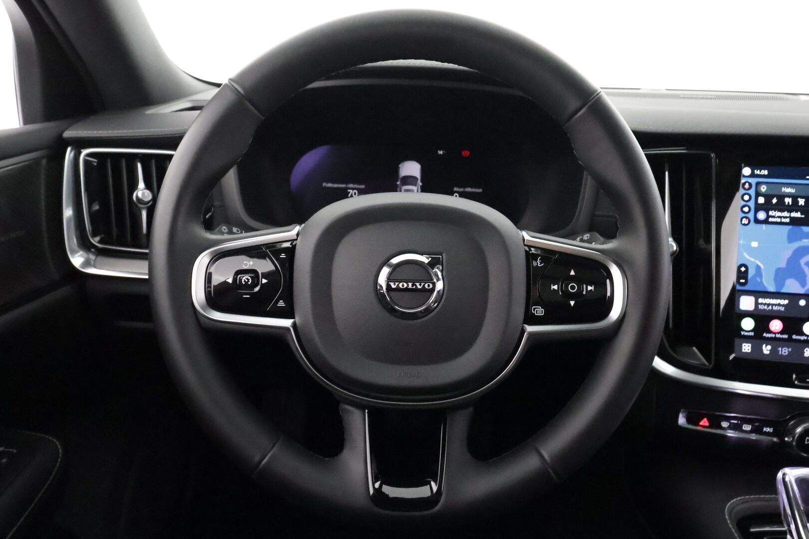 Volvo V60 2024 T6 AWD Long Range Ultimate Dark aut. - | ACC | Koukku | HUD | Panorama | Muistipenkit | H/K | Full-LED | 360-Kamera | Keyless | Apple&Android | 1.Om suomi-auto | Kahdet Renkaat | Merkkihuollettu |