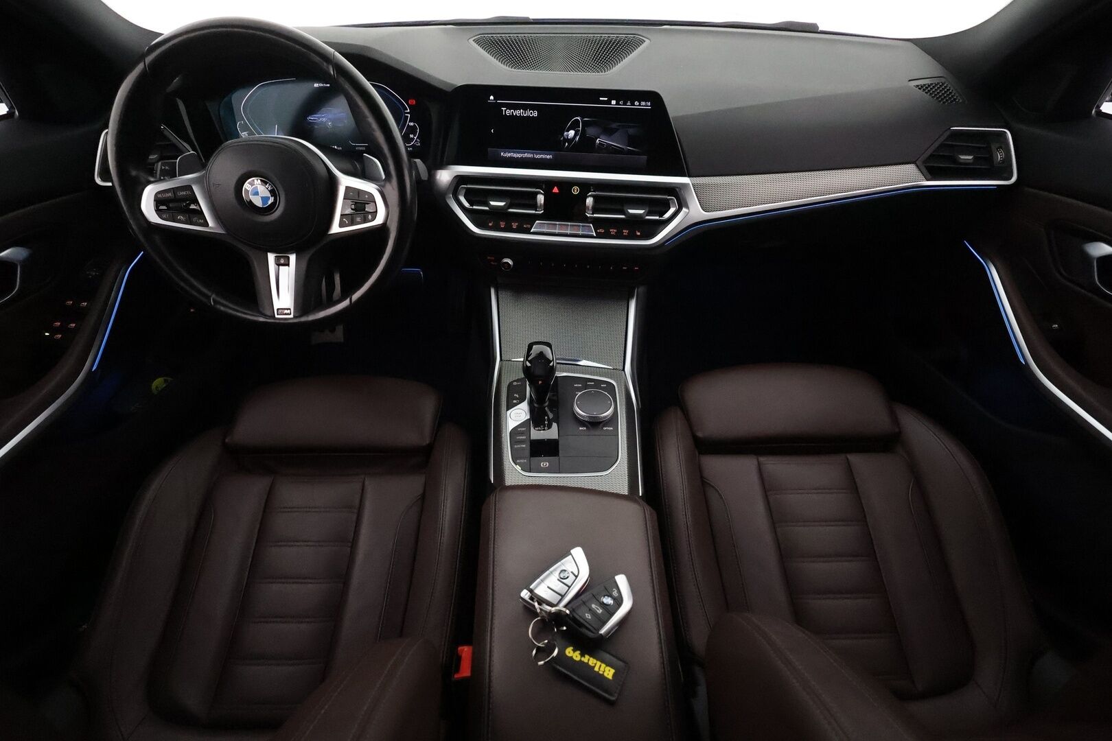 BMW 330 2021 G21 Touring 330e xDrive A Charged Edition M Sport - 3,99 % KORKOTARJOUS TÄHÄN AUTOON - Adapt.Vakkari / HiFi / Peruutuskamera / Ruskeat Sporttinahat / Vetokoukku / Ratinlämmitys / Professional Navi / Apple&Android / Näyttävä yksilö!