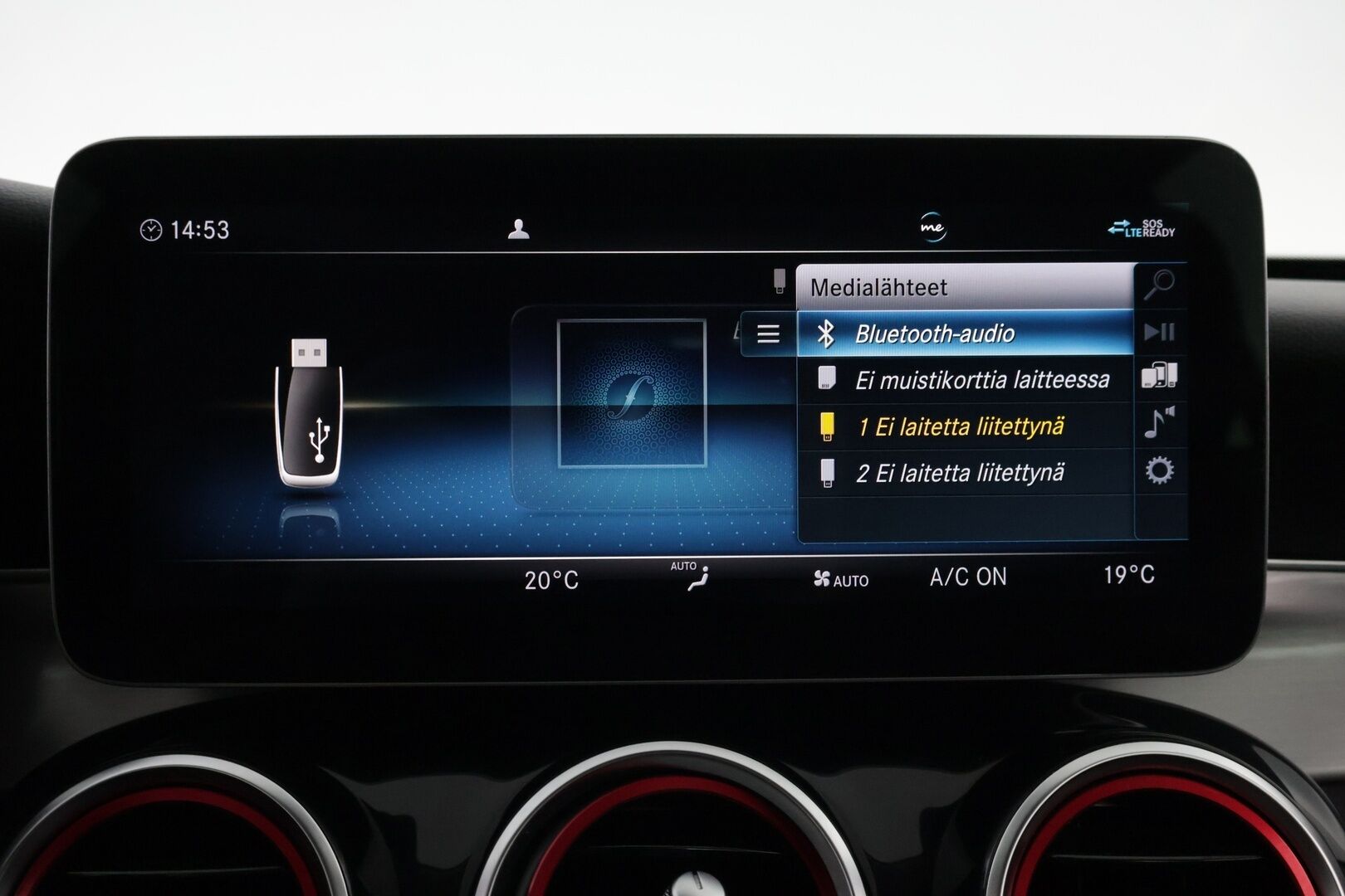 MERCEDES-BENZ C 2021 300e A Premium Business EQ Power * Vetokoukku / Peruutuskamera / Navi / Sähköluukku / LED High Performance / - Puolinahkasisusta / Sporttipenkit / Juuri tullut Tampereelle!