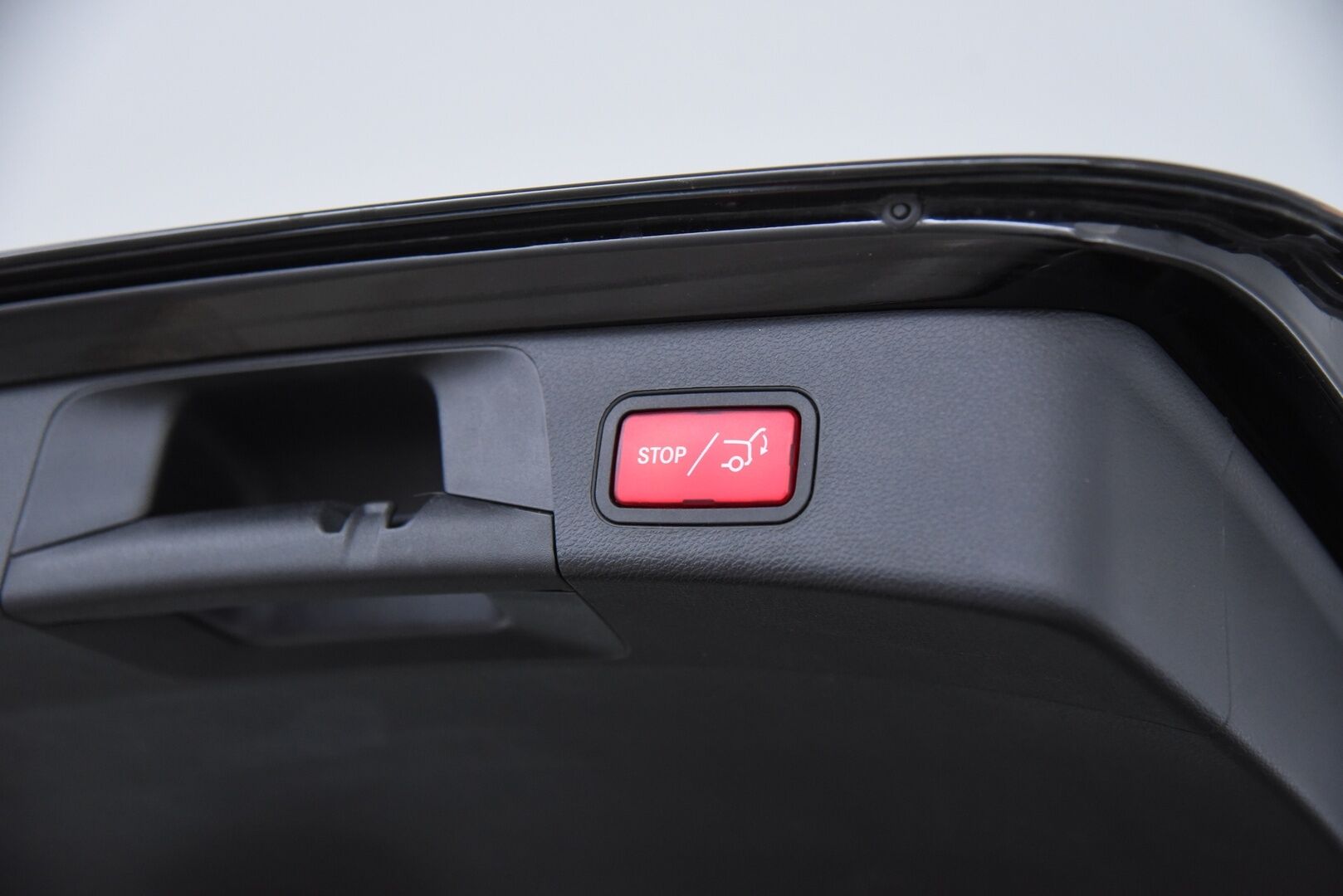 MERCEDES-BENZ C 2021 300e A Premium Business EQ Power / Vakkari / Navi / P.Kamera / Sähköluukku / Koukku - Akku kuntotarkastettu / 2x laturit / LED high performance - Osta nyt, maksa vasta ensi vuonna